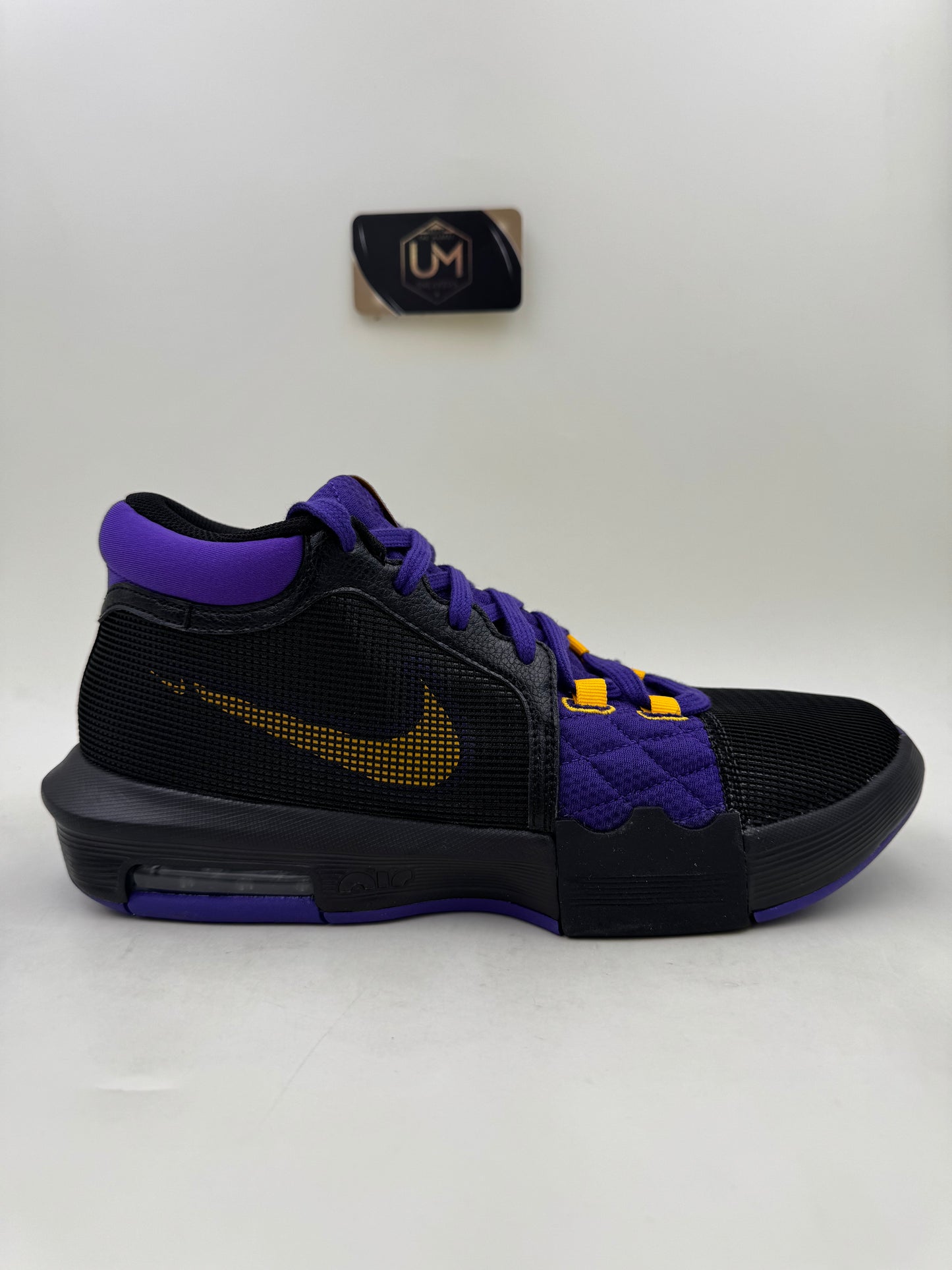 Nike LeBron Witness 8 ‘Lakers’ | Size 10