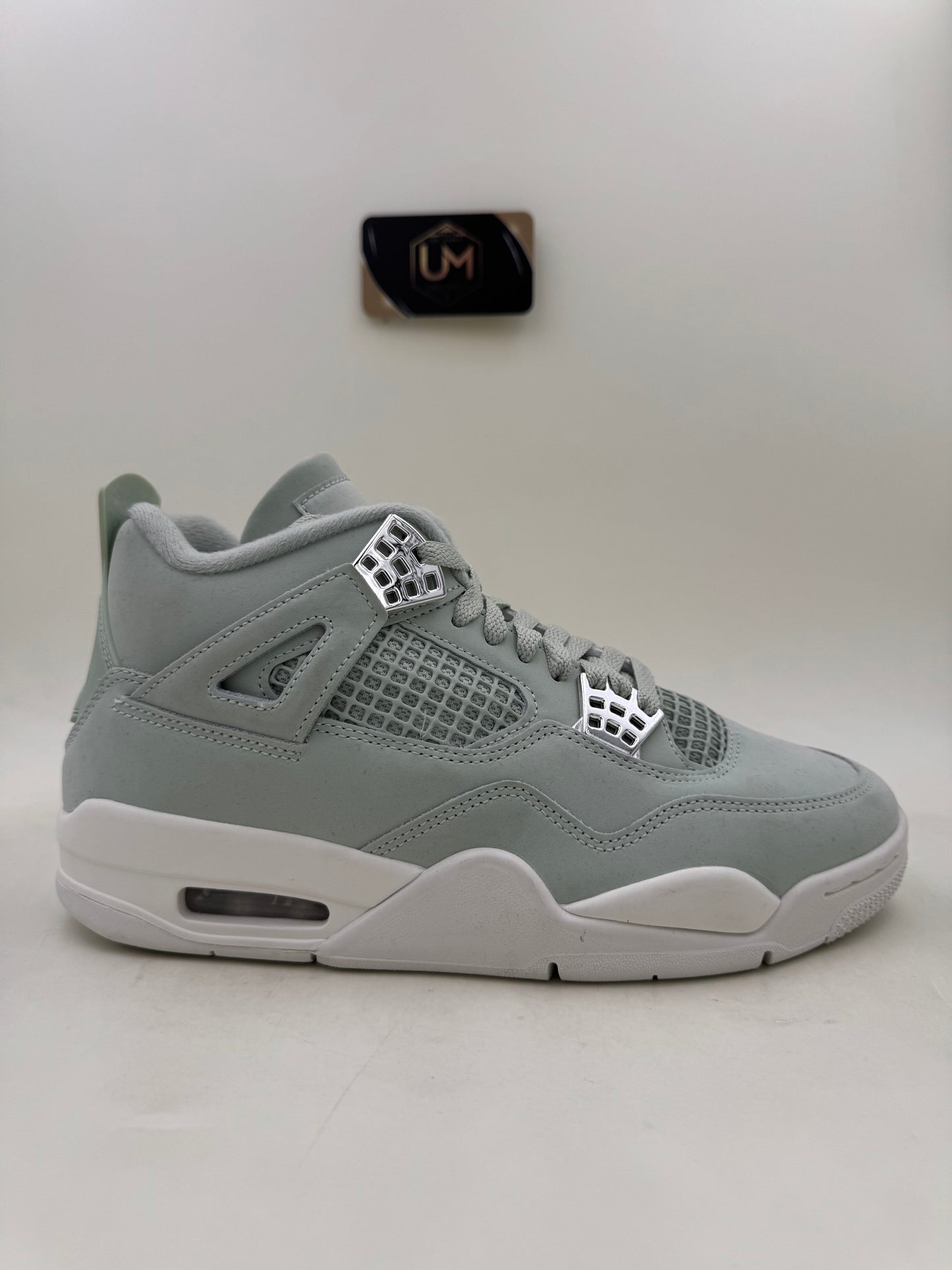Jordan 4 ‘Abundance / Seafoam’ | Size 8.5W