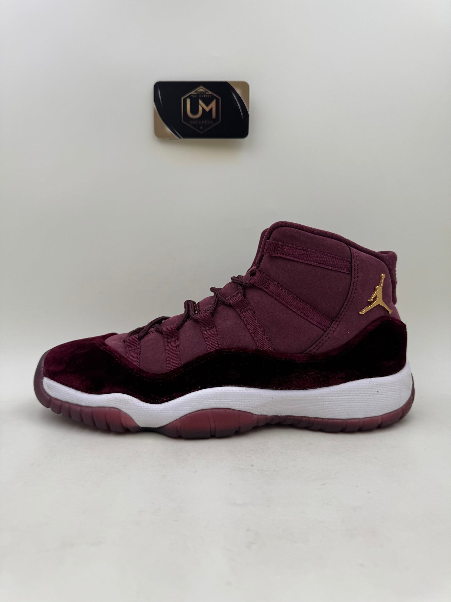 Jordan 11 Heiress ‘Velvet’ | Size 9