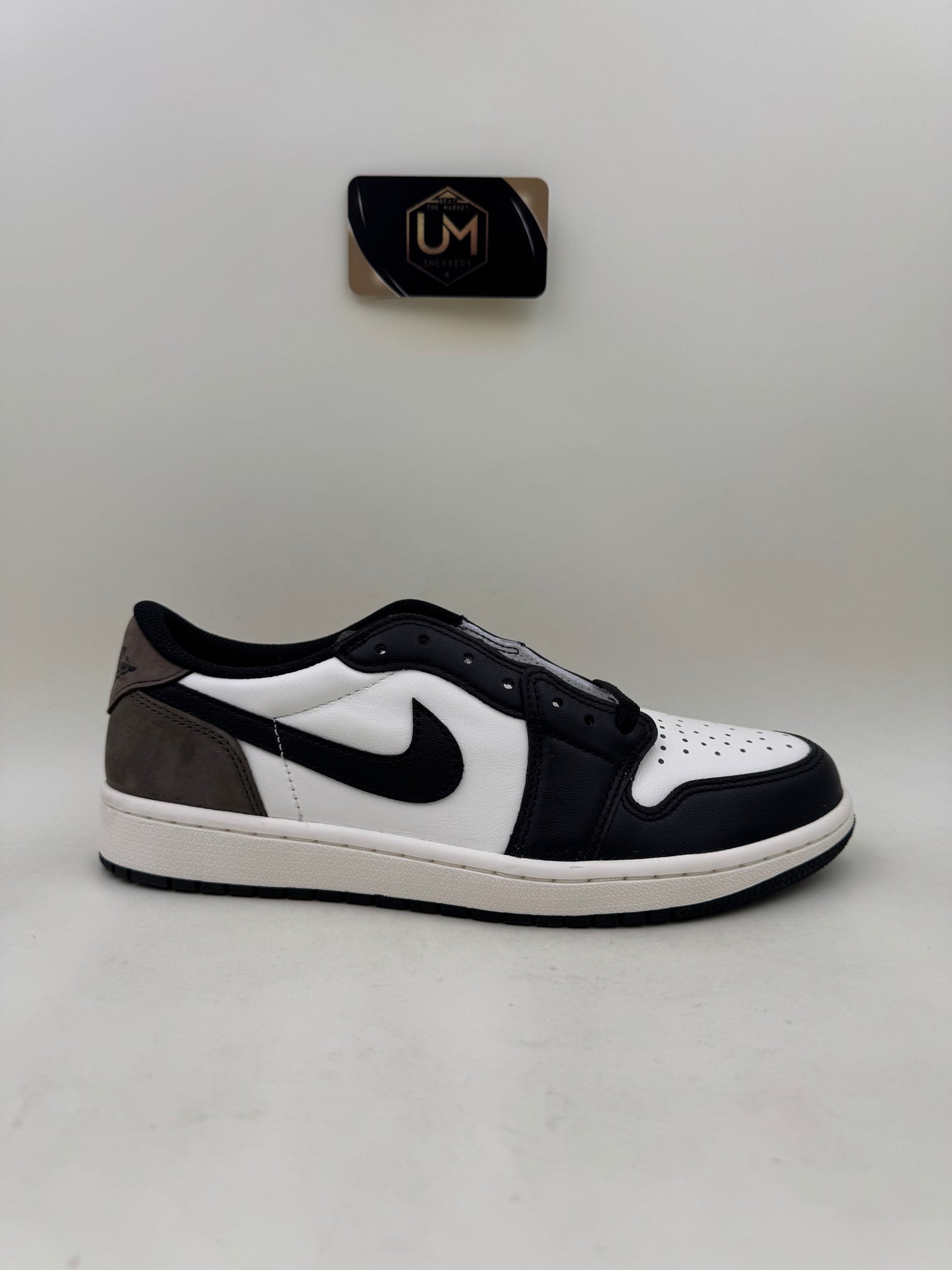 Jordan 1 Low ‘Mocha’ | Size 8.5