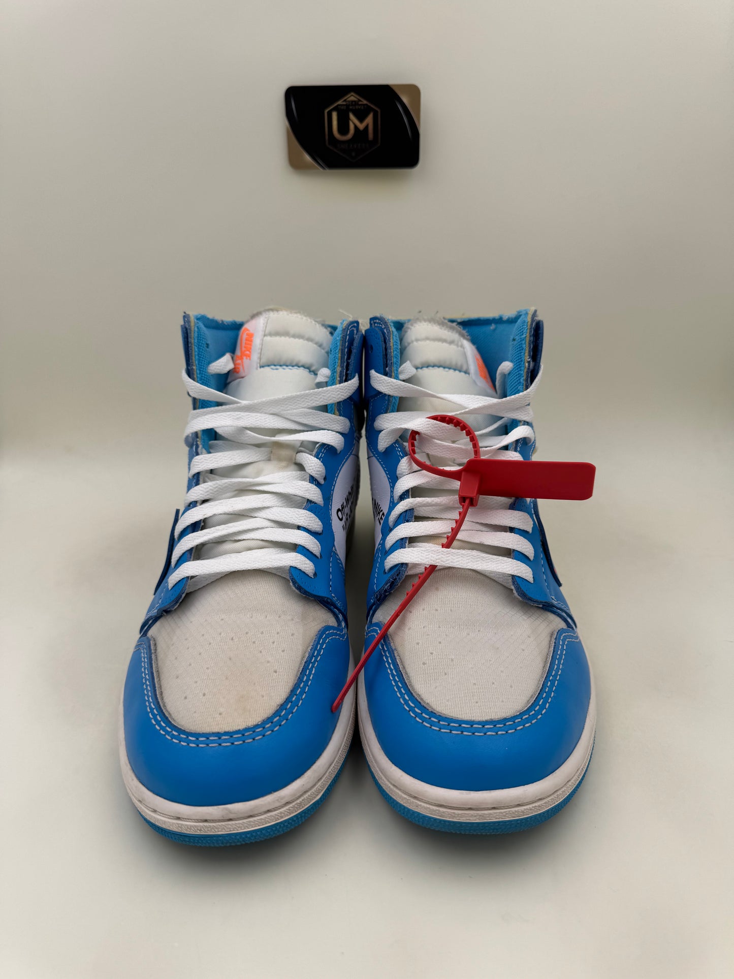 Off-White x Jordan 1 High ‘UNC’ | Size 11