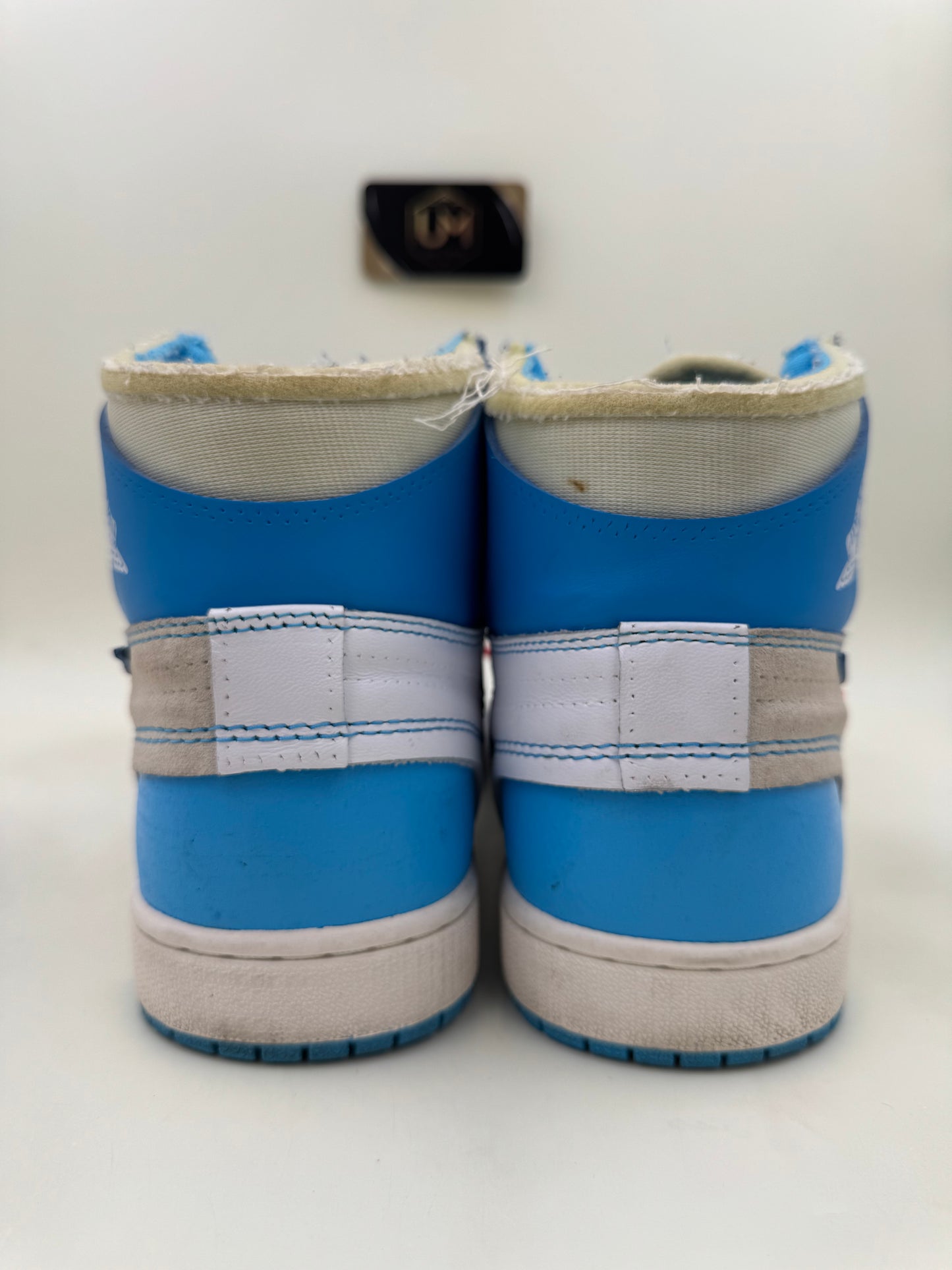 Off-White x Jordan 1 High ‘UNC’ | Size 11