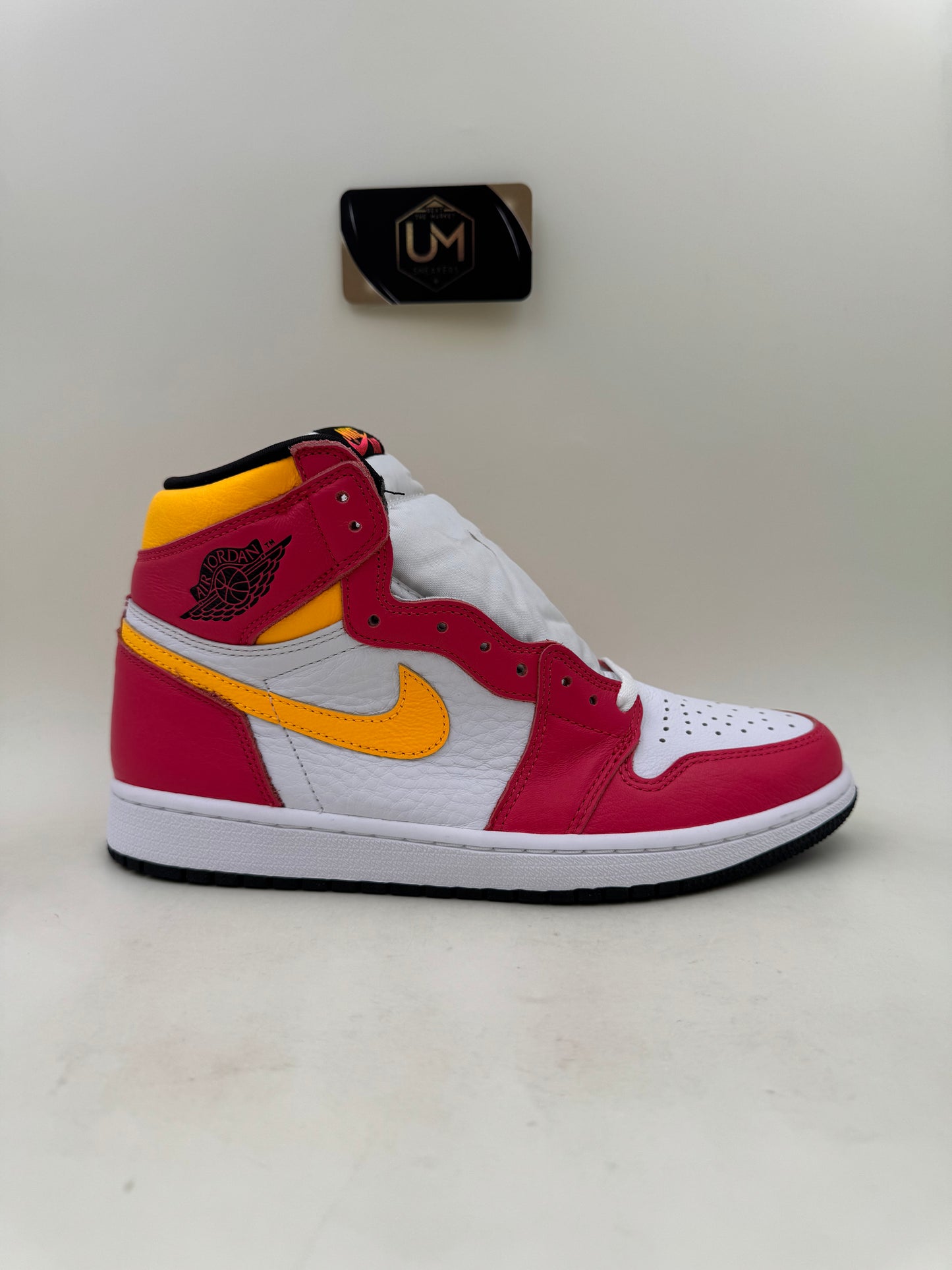 Jordan 1 High ‘Light Fusion Red’ | Size 9