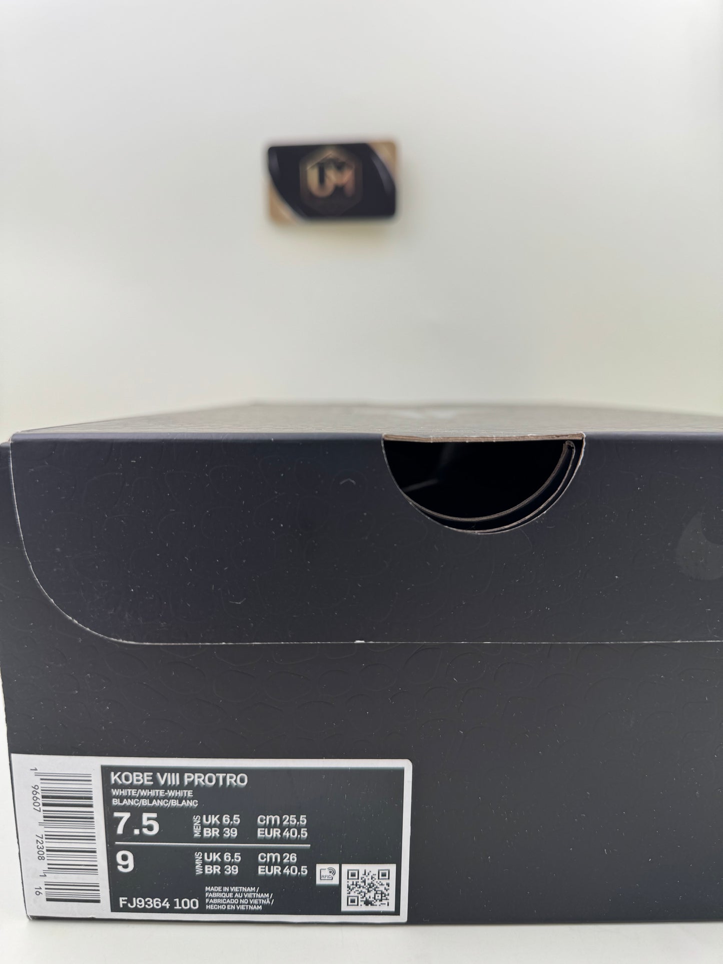 Nike Kobe 8 'Halo' | Size 7.5