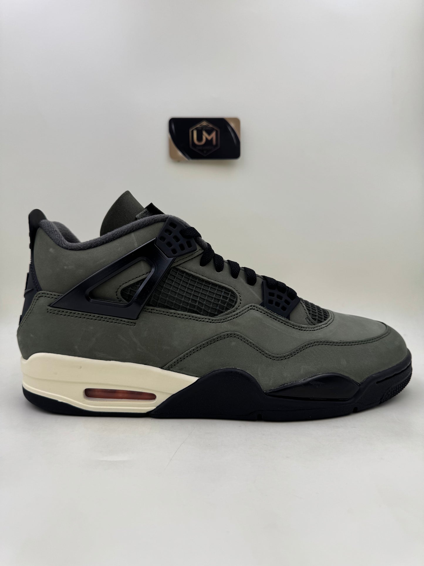 Undefeated x Jordan 4 2025 | Size 13