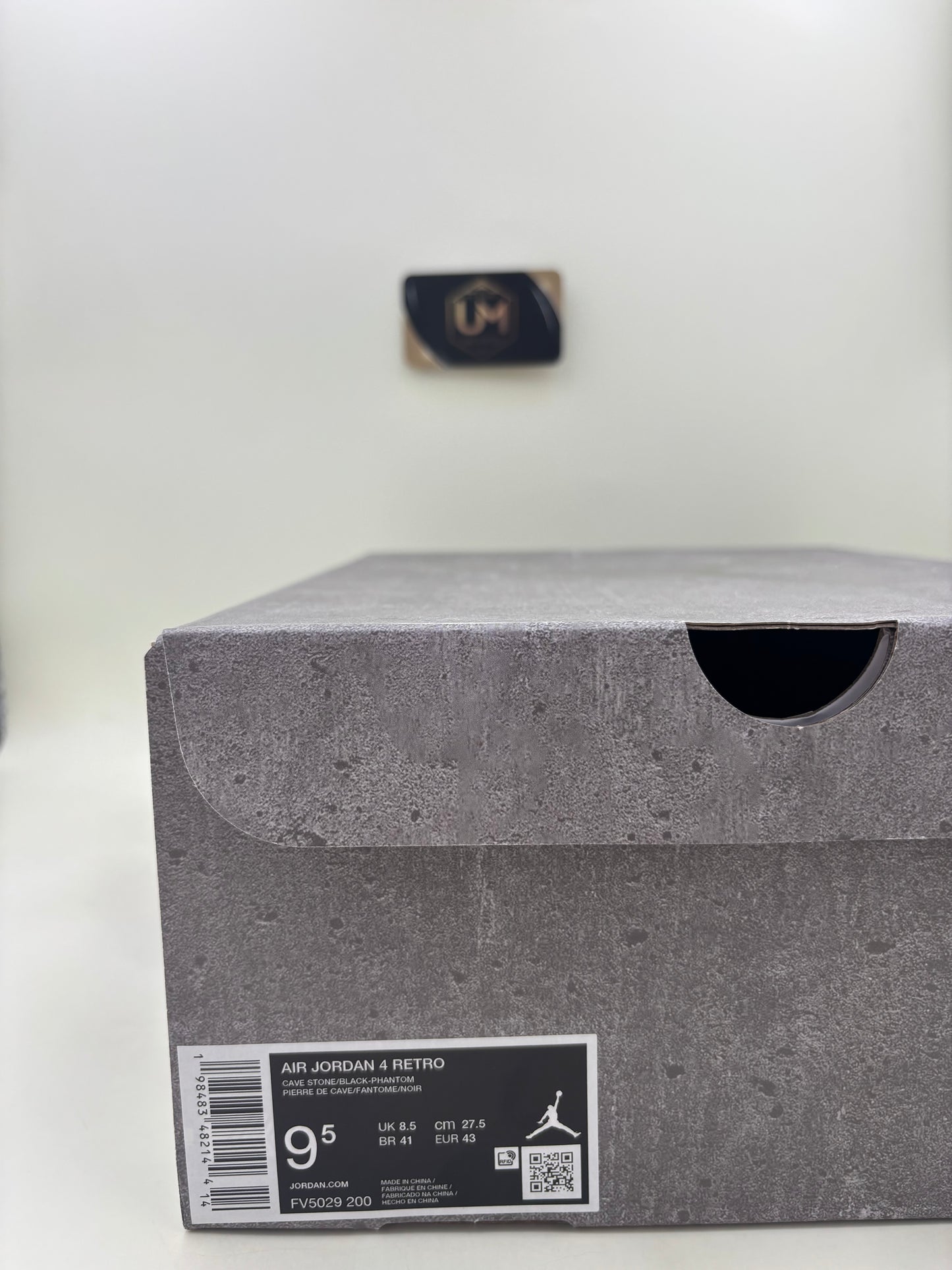 Jordan 4 ‘Cave Stone’ | Size 9.5
