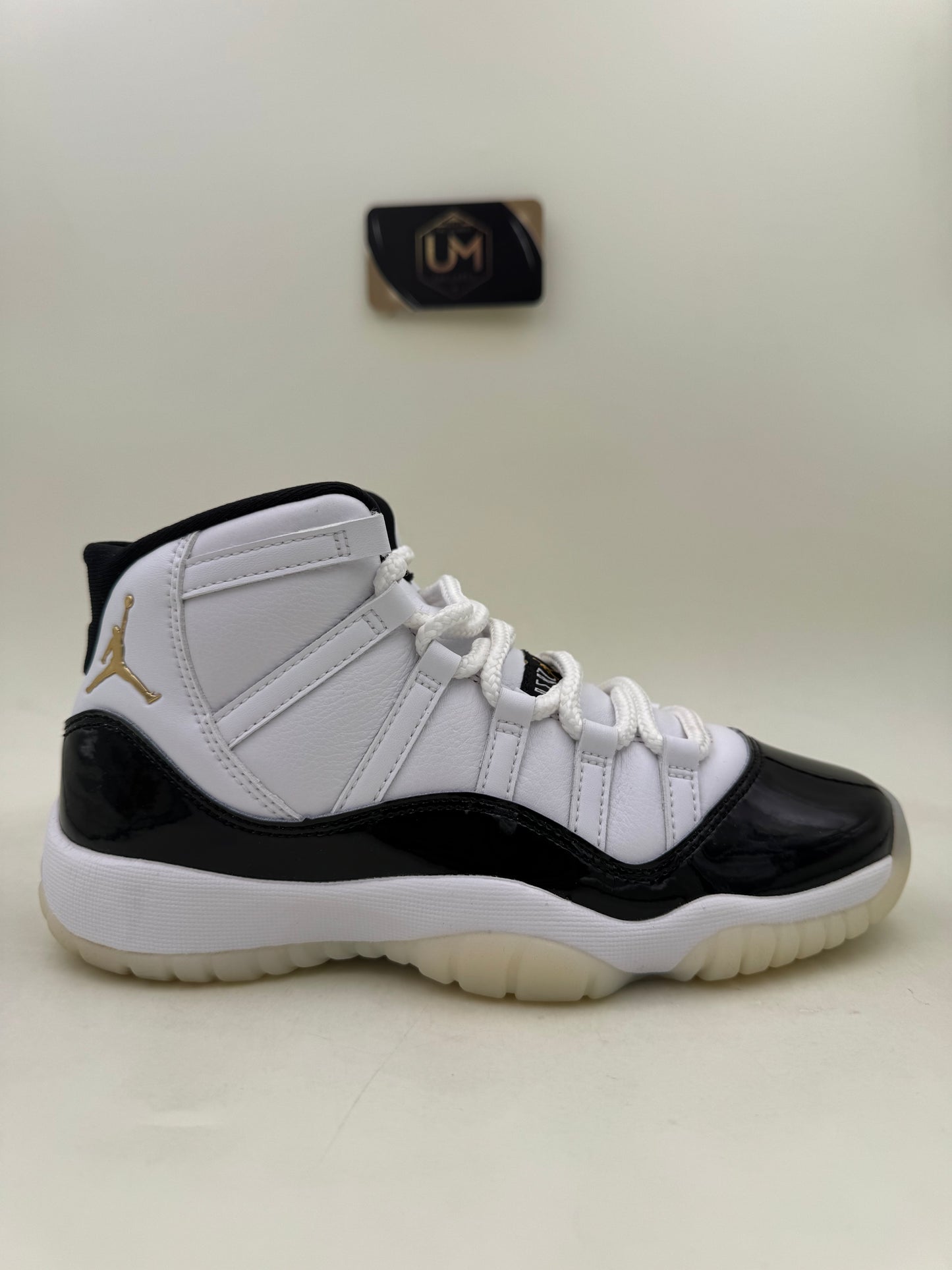 Jordan 11 'Gratitude / Defining Moments' | Size 5Y