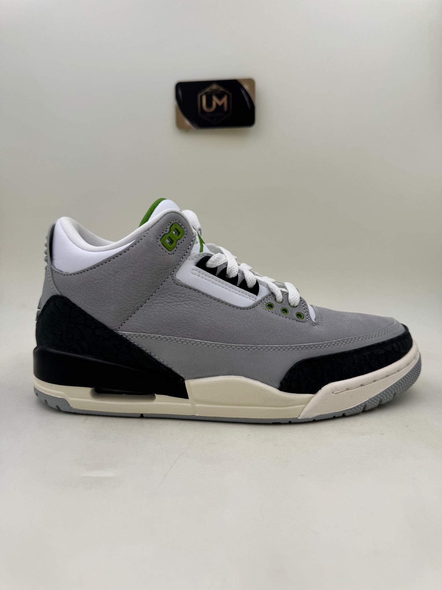 Jordan 3 ‘Chlorophyll’ | Size 9