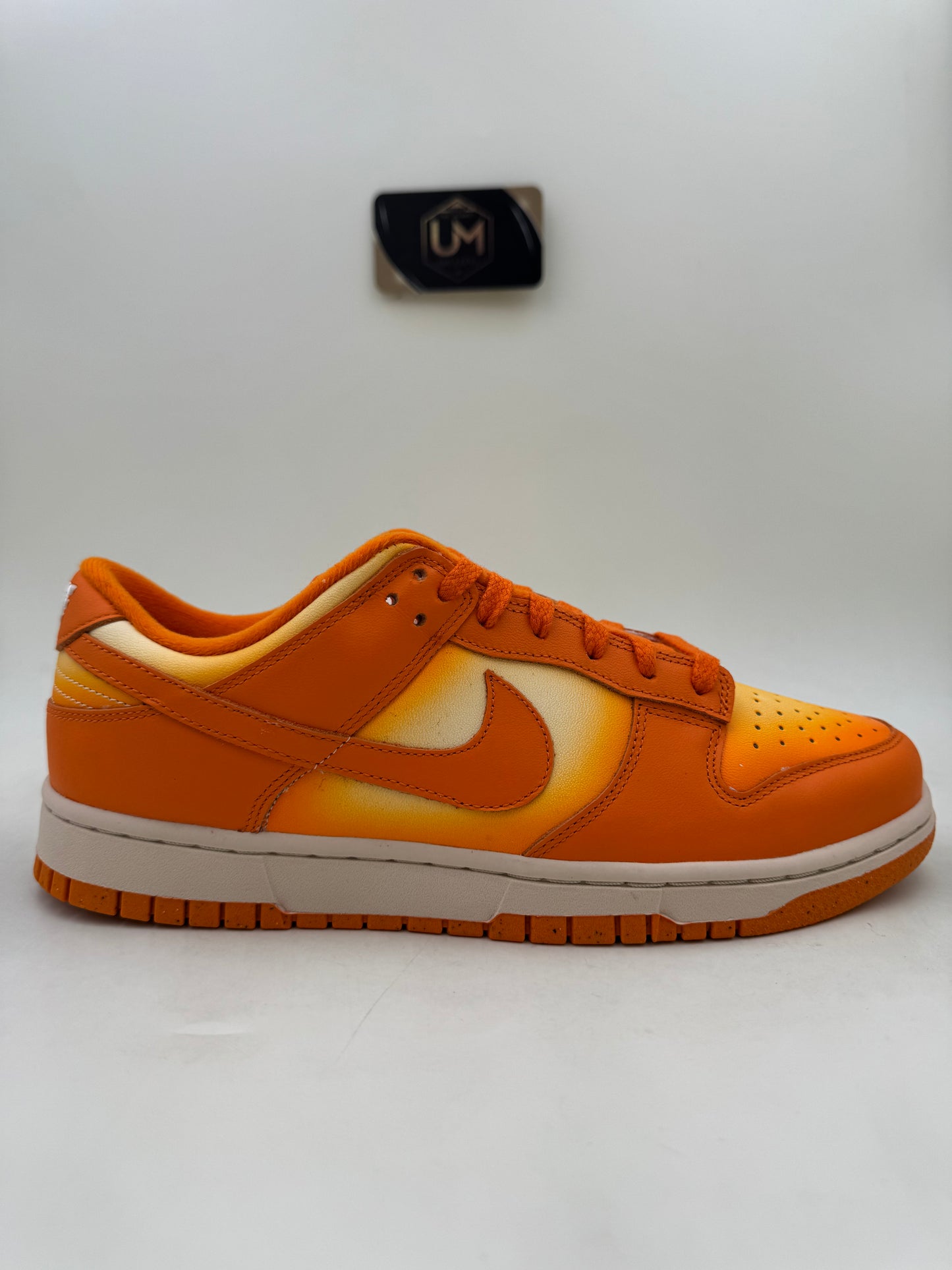 Nike Dunk Low ‘Magma Orange’ | Size 10.5W