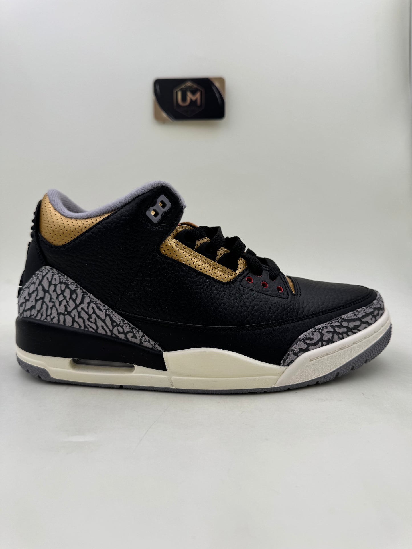 Jordan 3 ‘Black Gold’ | Size 11W