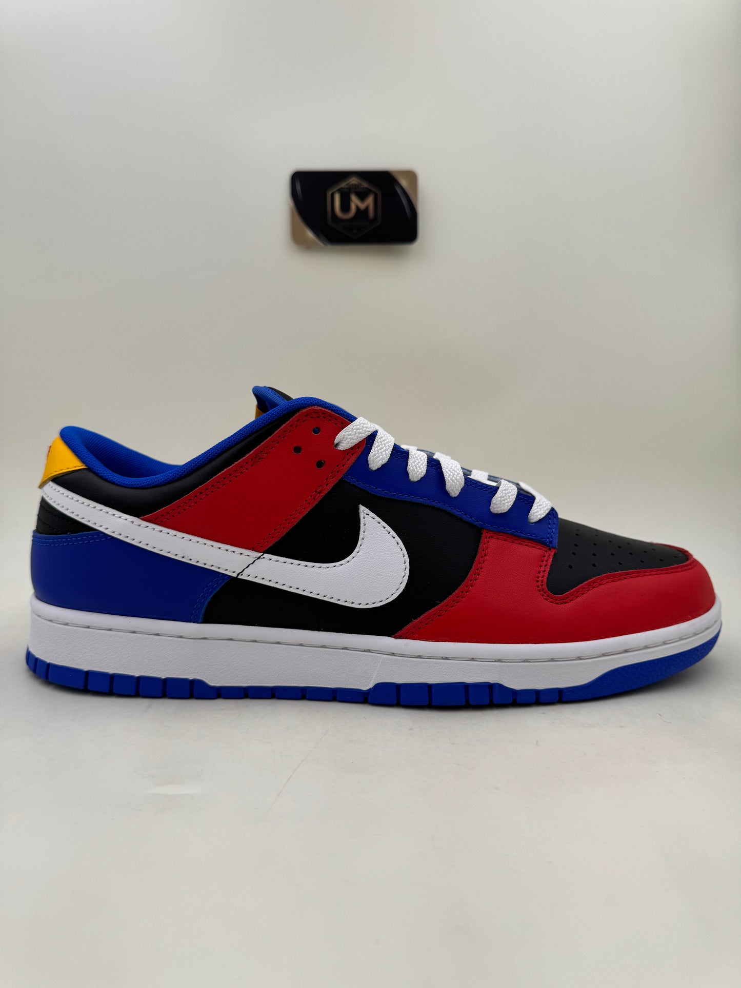 Tennessee State University x Nike Dunk Low ‘Tigers’ | Size 12.5