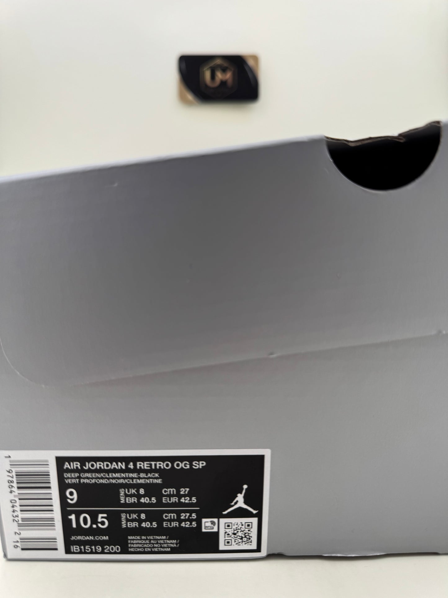 Undefeated x Jordan 4 2025 | Size 9