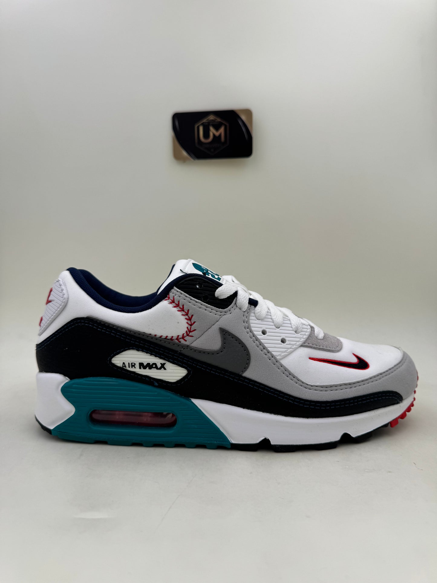 Ken Griffey Jr x Nike Air Max 90 ‘Backward’s Cap’ | Size 8