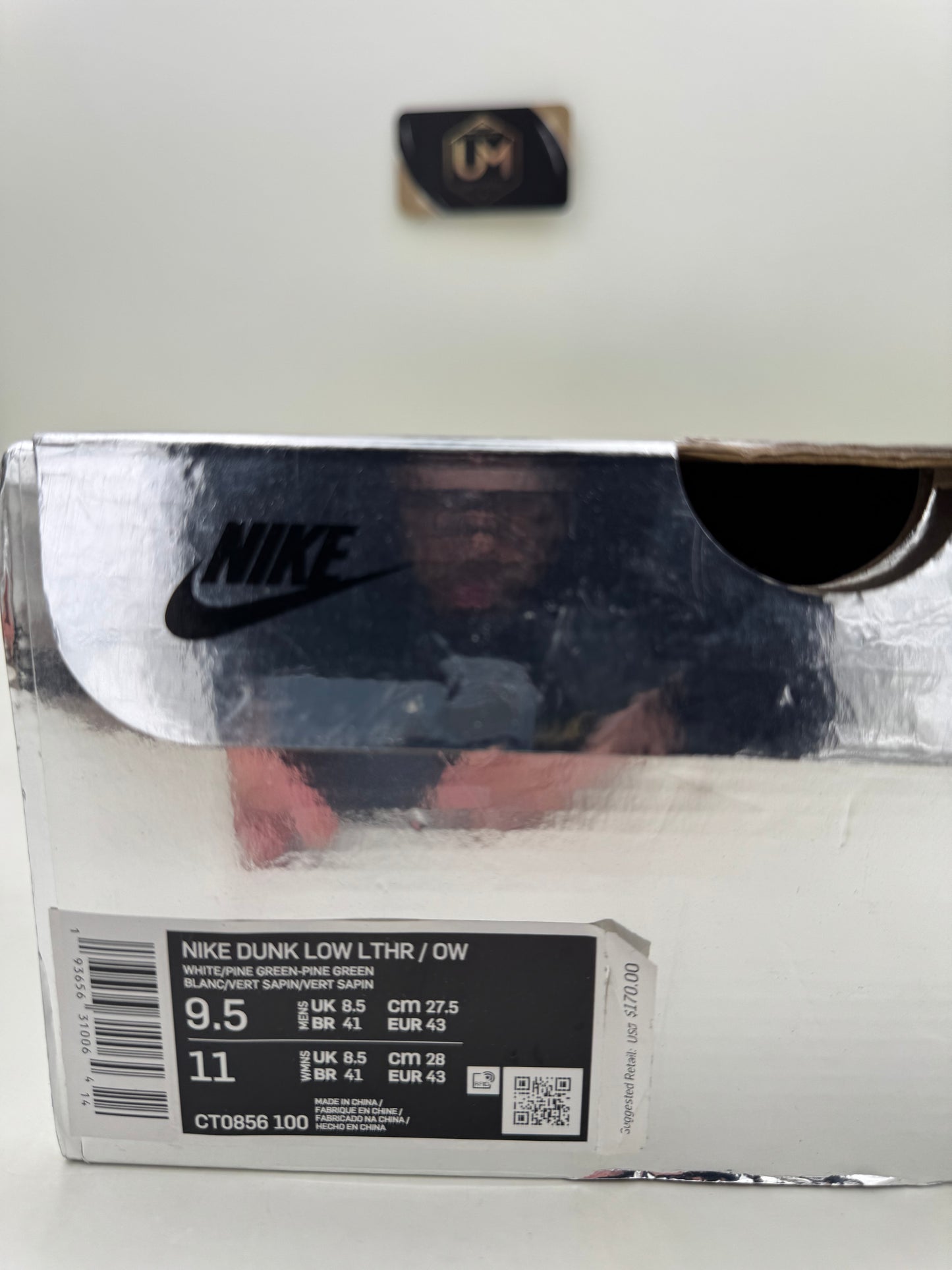 Off-White x Nike Dunk Low ‘Pine Green’ | Size 9.5