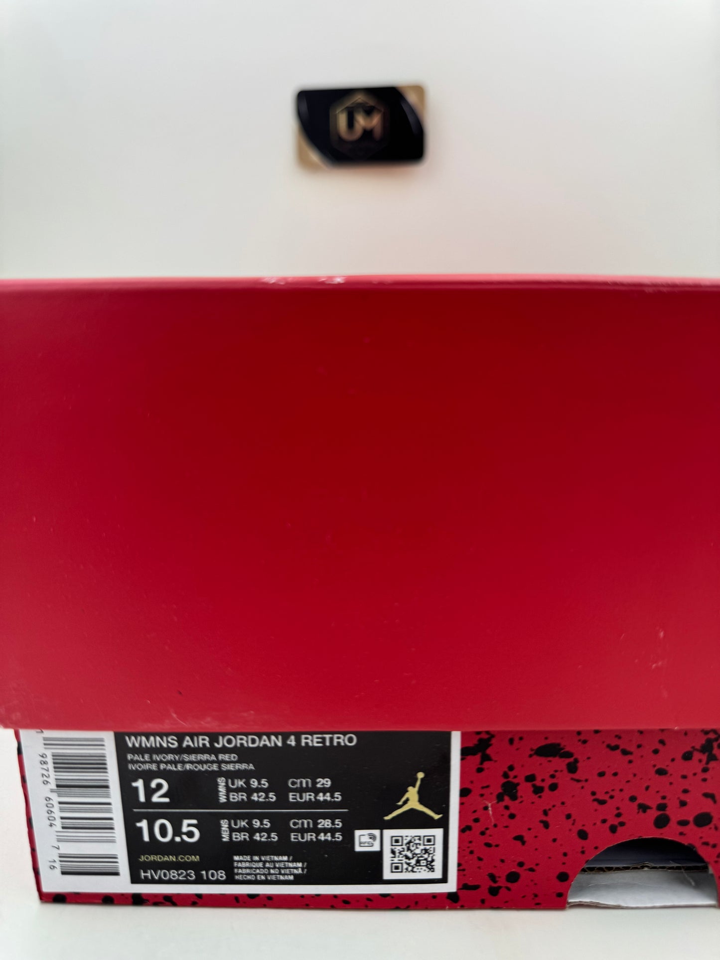 Jordan 4 ‘Valentine’s Day’ | Size 10.5