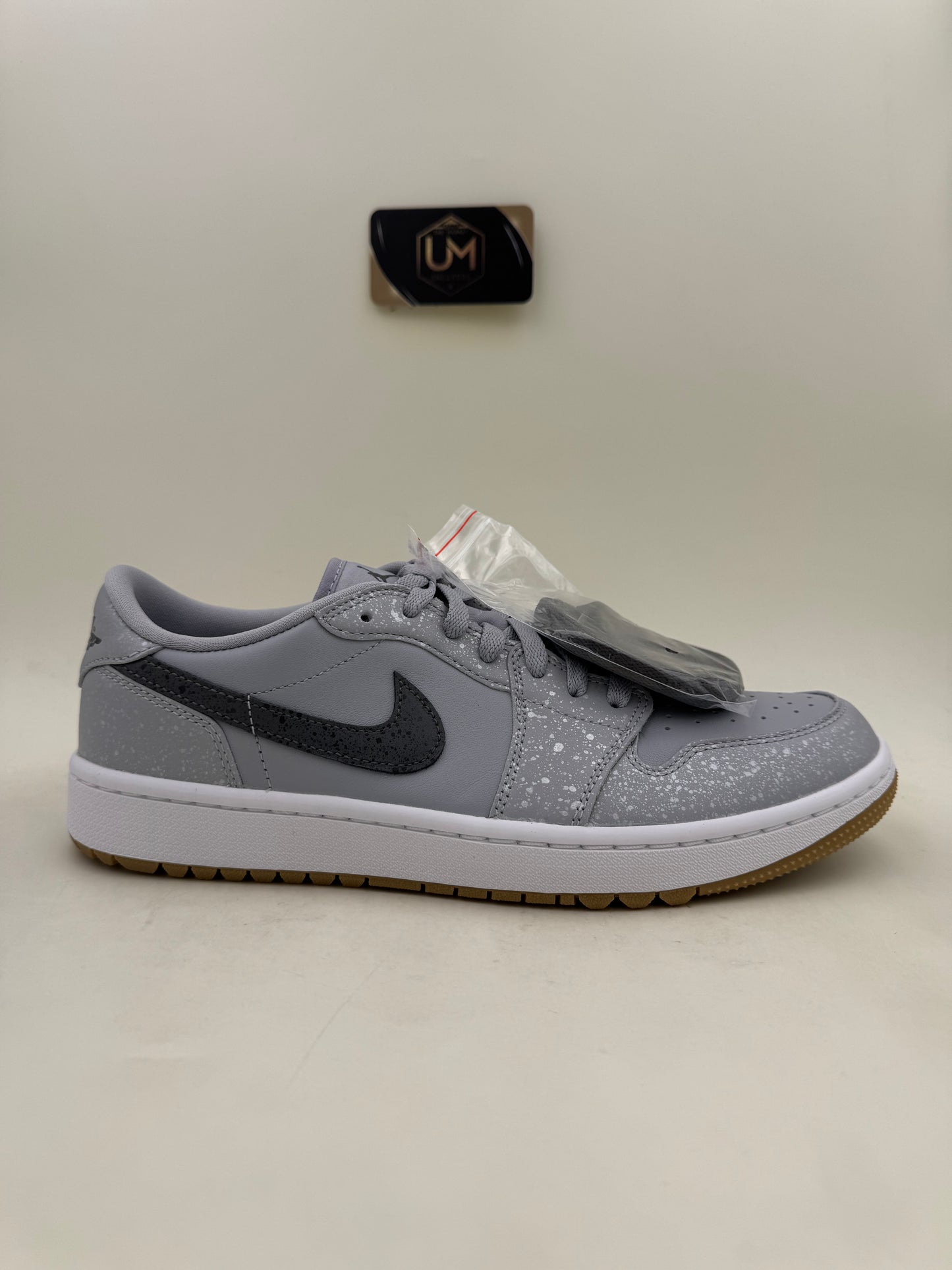 Jordan 1 Low Golf ‘Wolf Grey Gum’ | Size 7.5