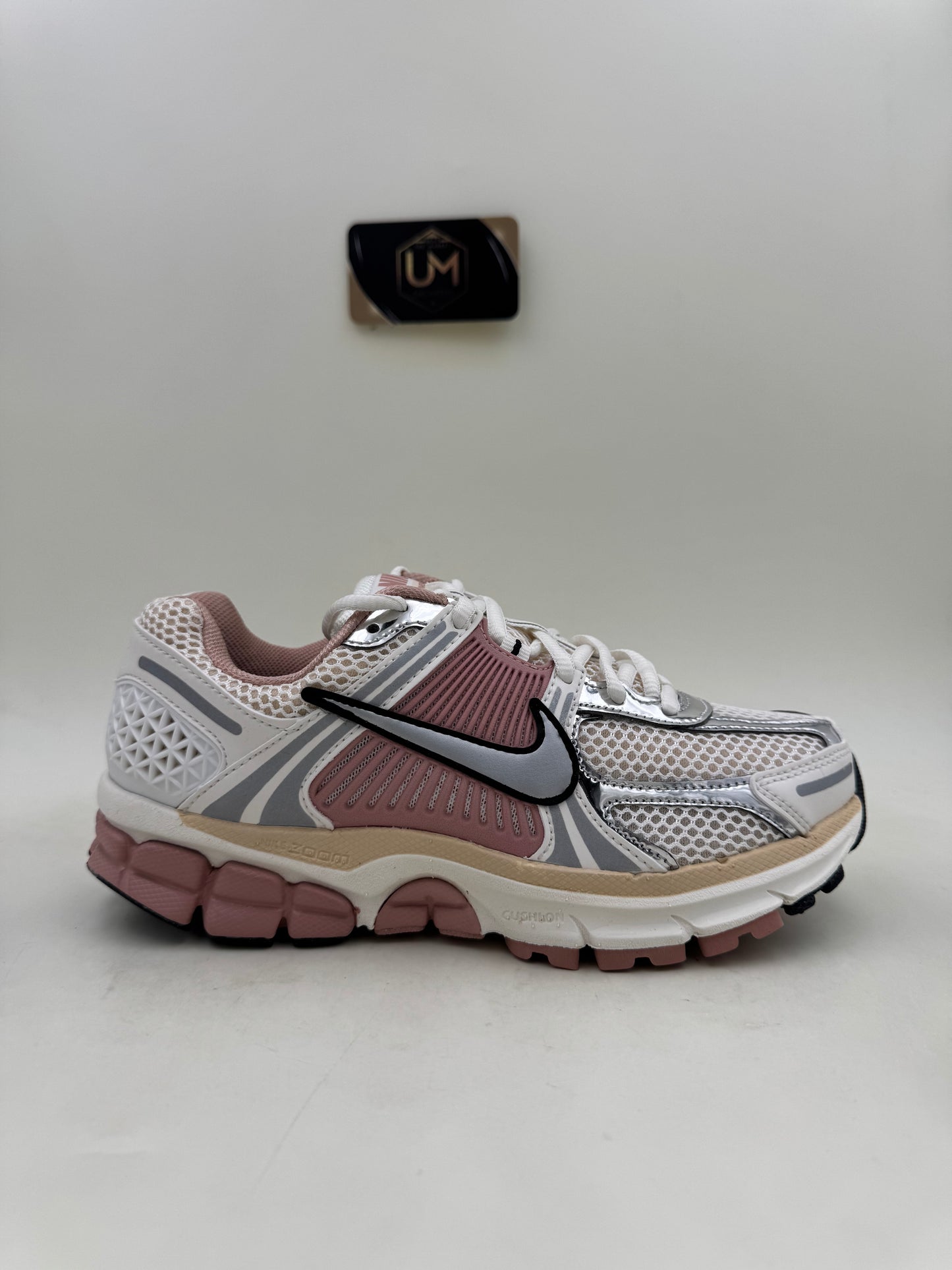 Nike Vomero 5 ‘Particle Pink’ | Size 4.5