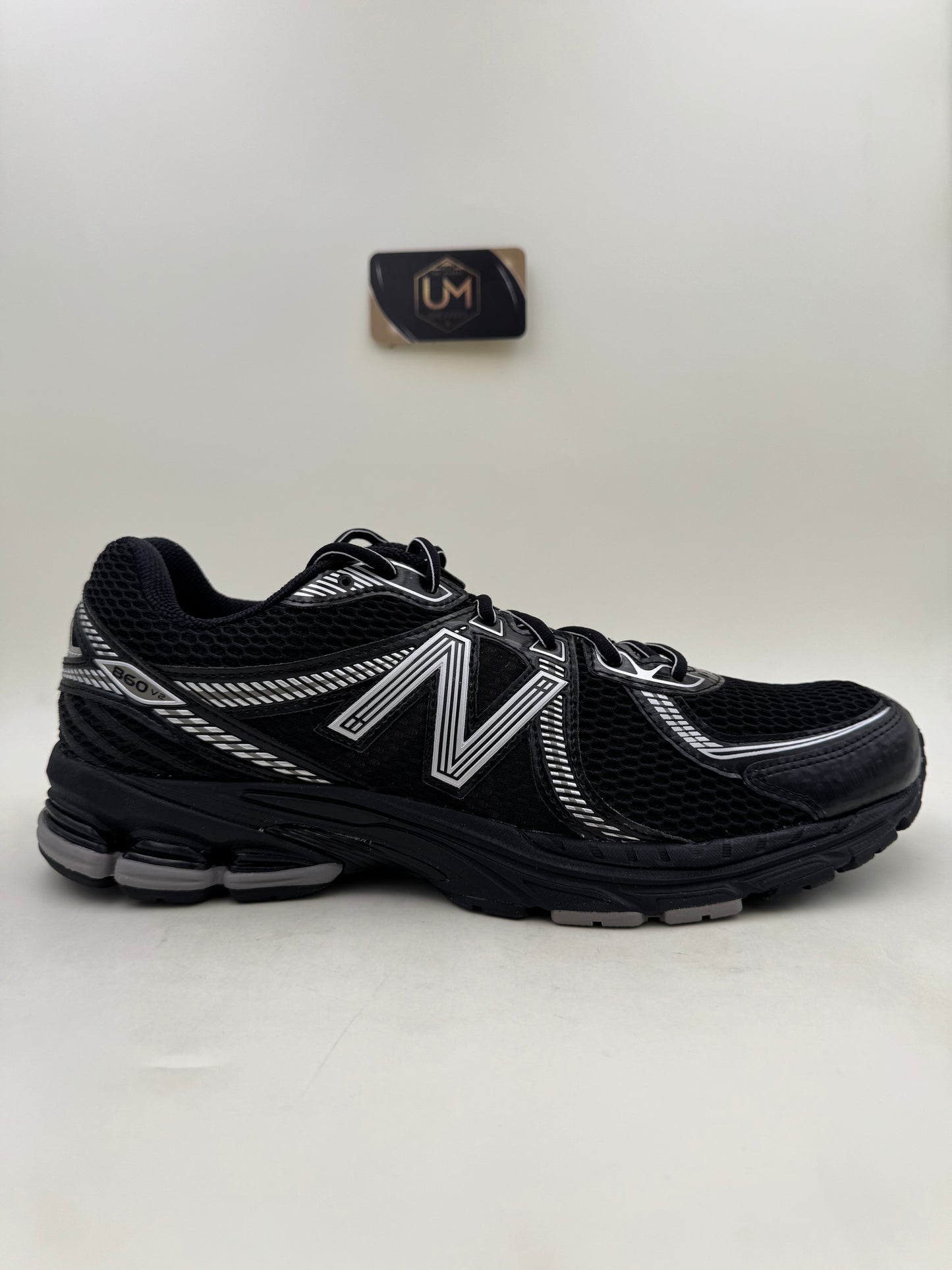 New Balance 860v2 ‘Black Grey’ | Size 13