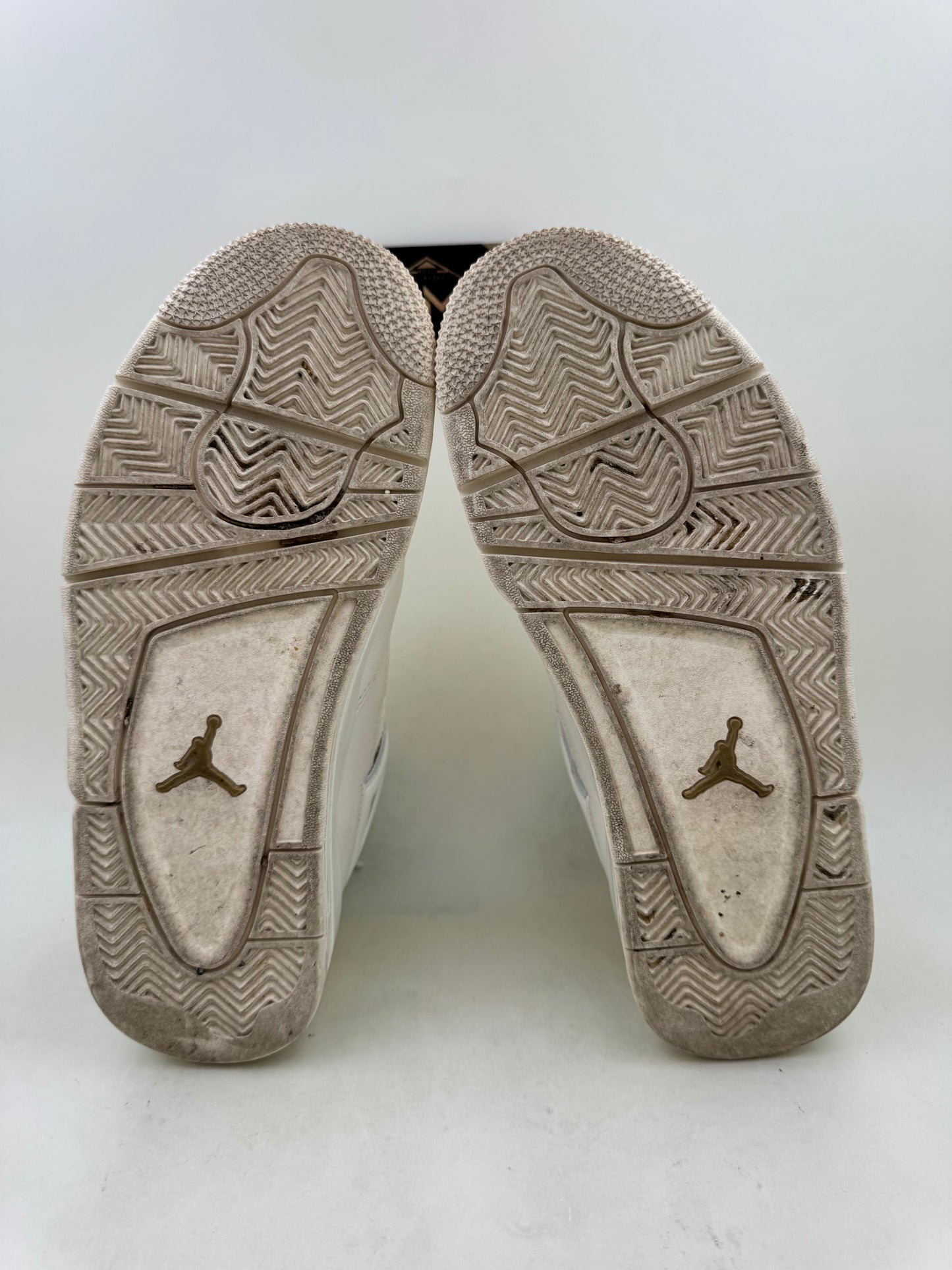 Jordan 4 ‘Metallic Gold’ | Size 9.5W