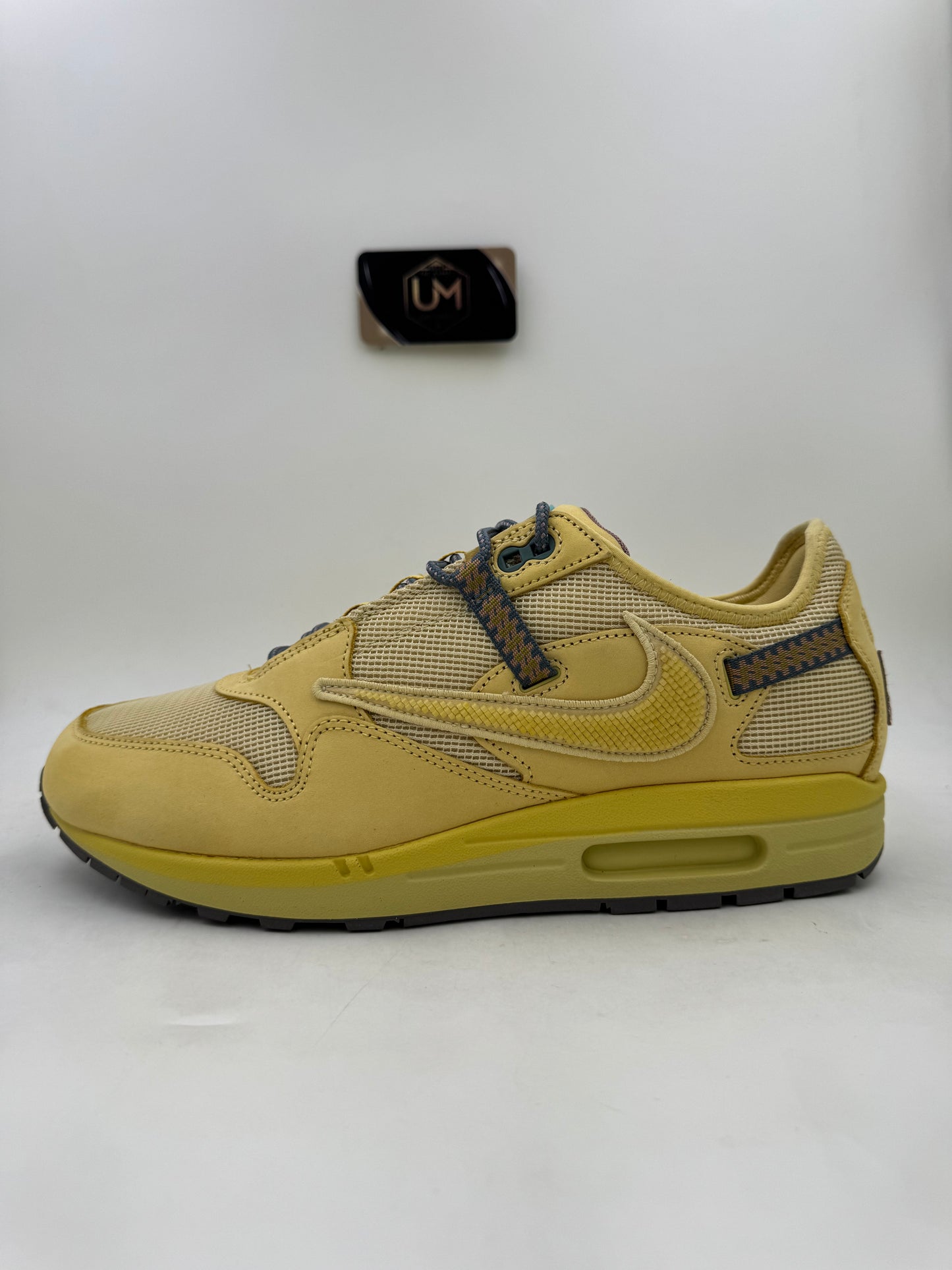 Travis Scott x Nike Air Max 1 ‘Saturn Gold’ | Size 11.5