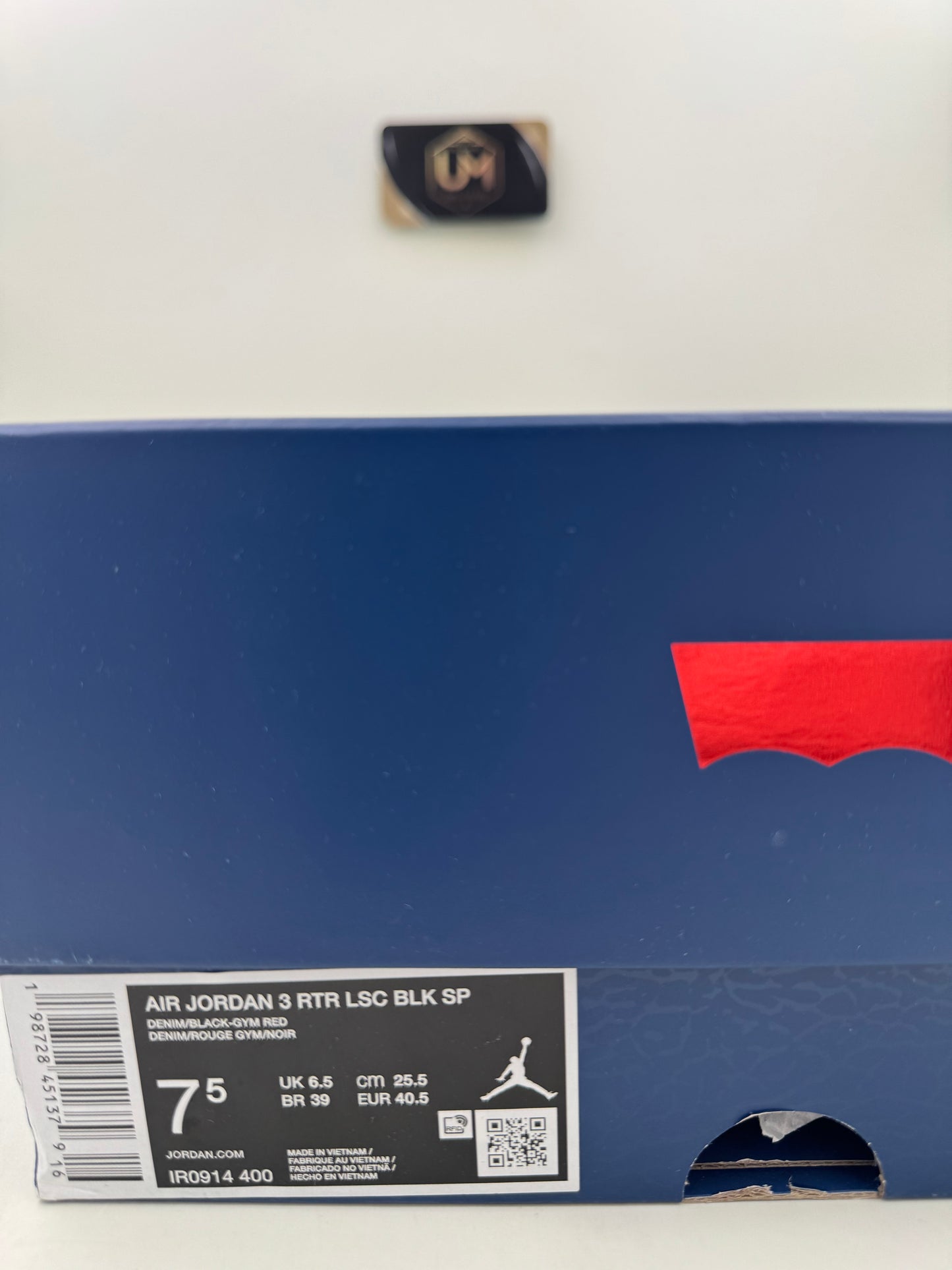 Levi’s x Jordan 3 SP ‘Black Denim’ | Size 7.5