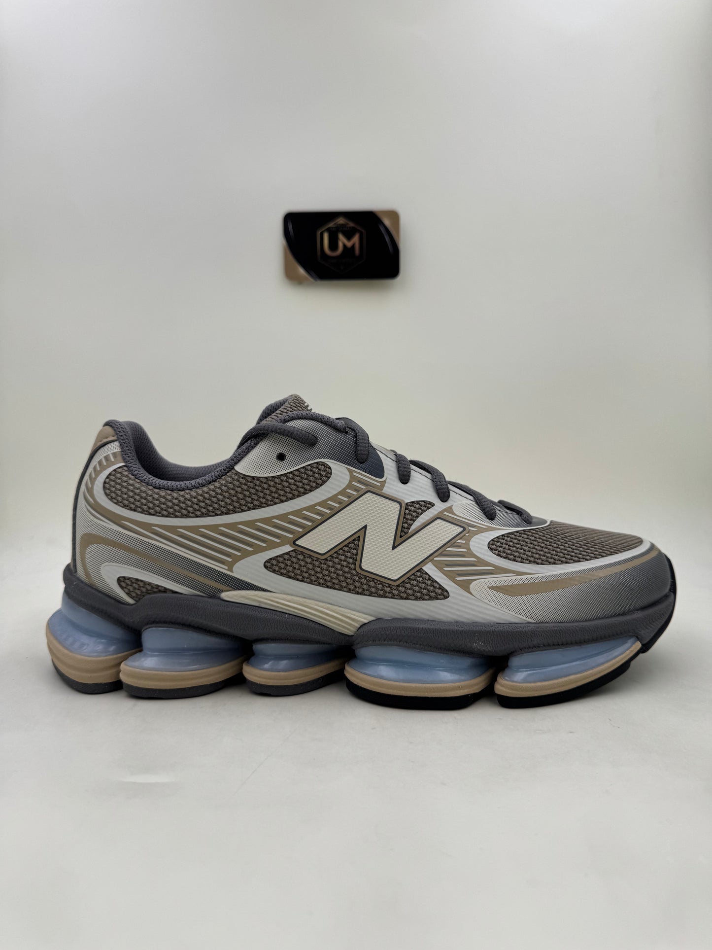 New Balance ABZORB 2000 ' Grey Matter Timberwolf' | Size 10.5
