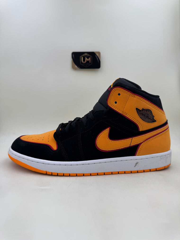 Jordan 1 Mid SE ‘Vivid Orange’