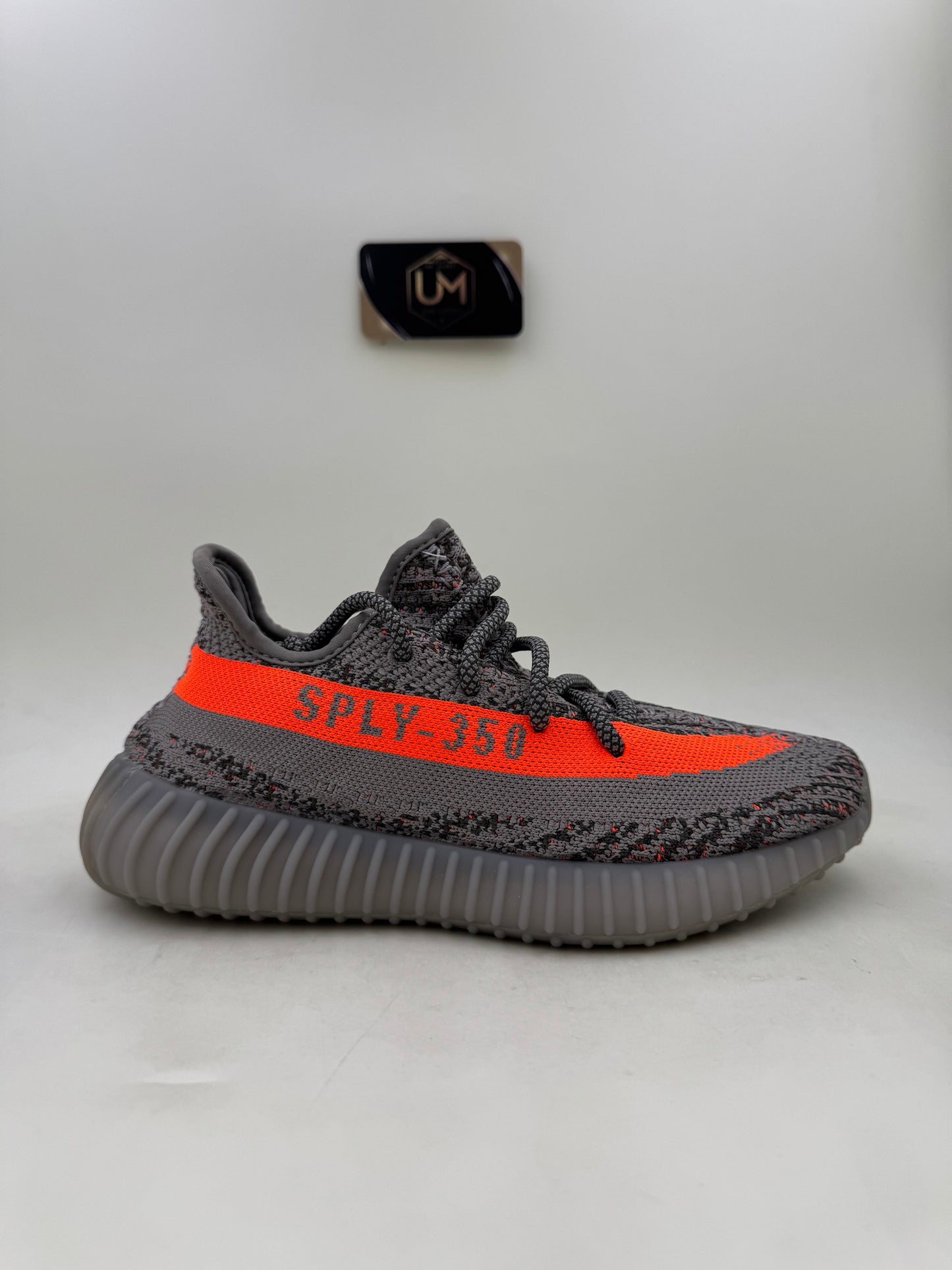 Yeezy 350 V2 ‘Beluga Reflective’ | Size 6