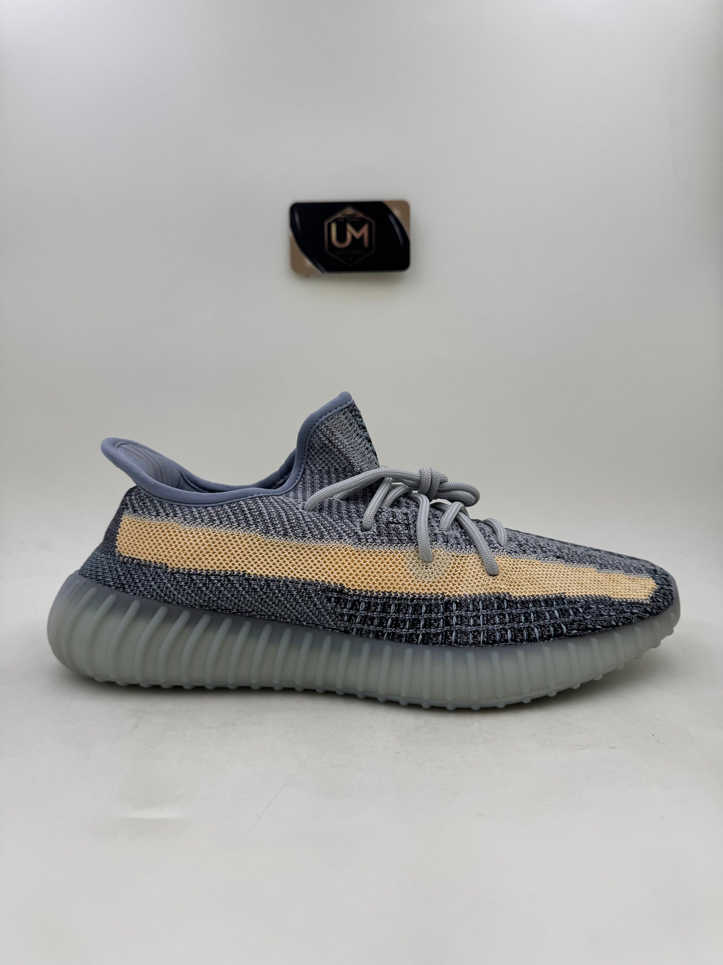 Yeezy 350 V2 ‘Ash Blue’ | Size 9