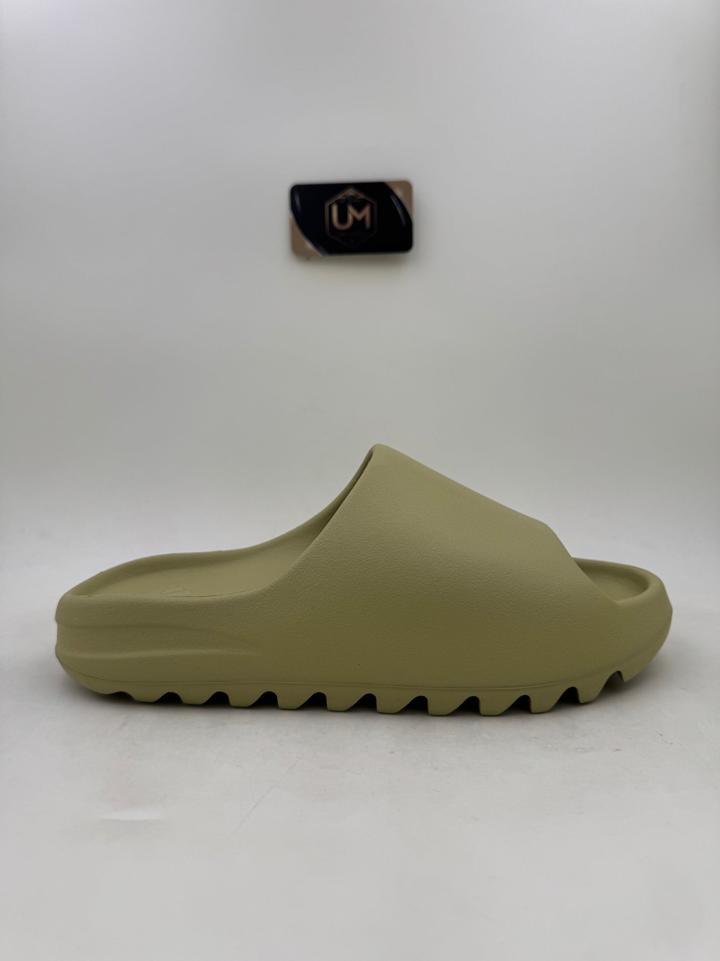 Yeezy Slides ‘Resin’ 2022 | Size 10