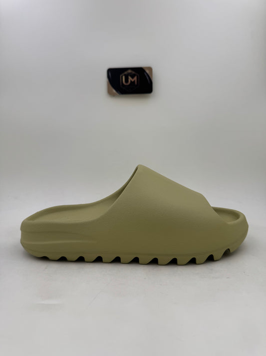 Yeezy Slides ‘Resin’ 2022 | Size 12