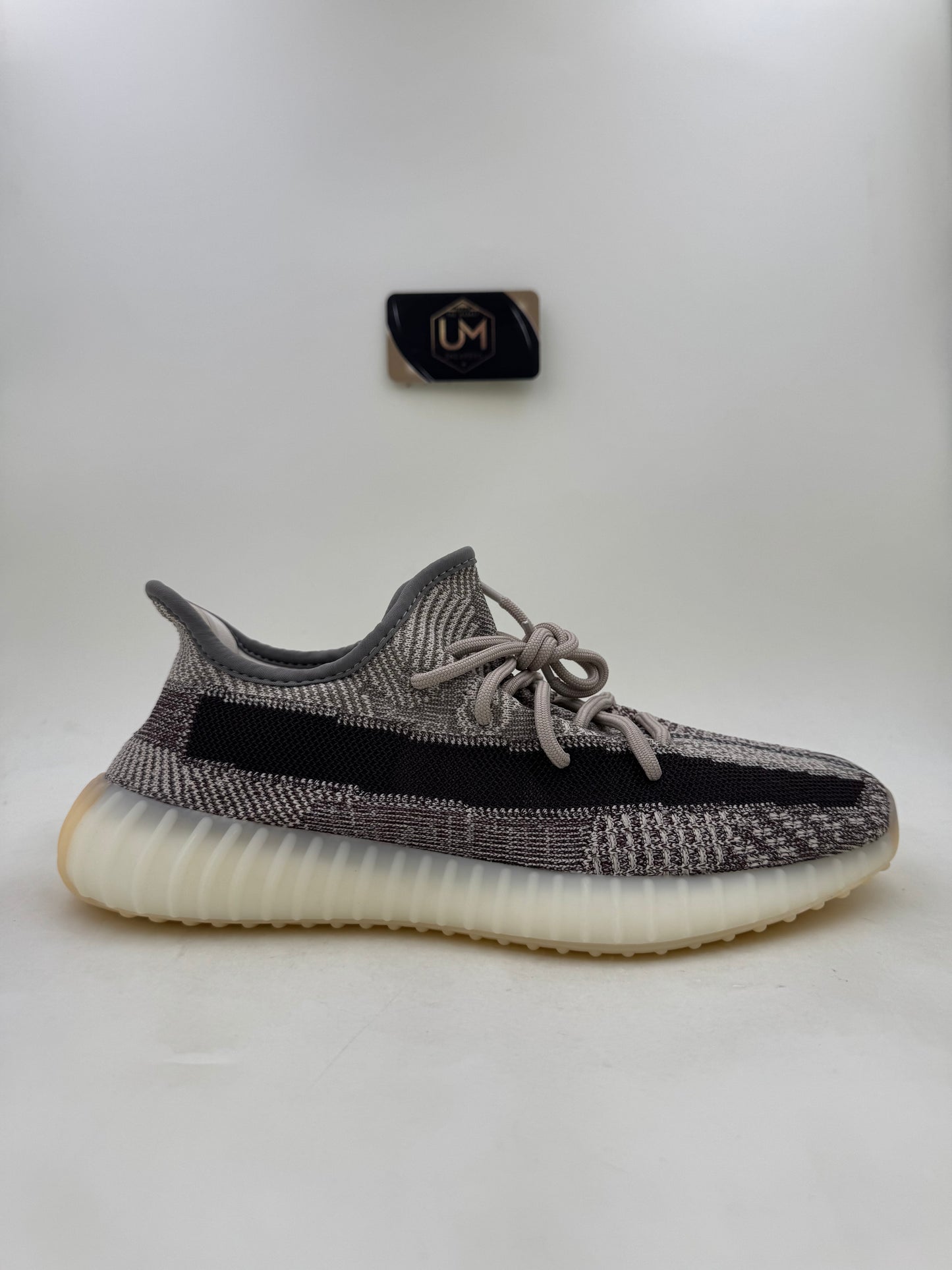 Yeezy 350 V2 ‘Zyon’ | Size 9