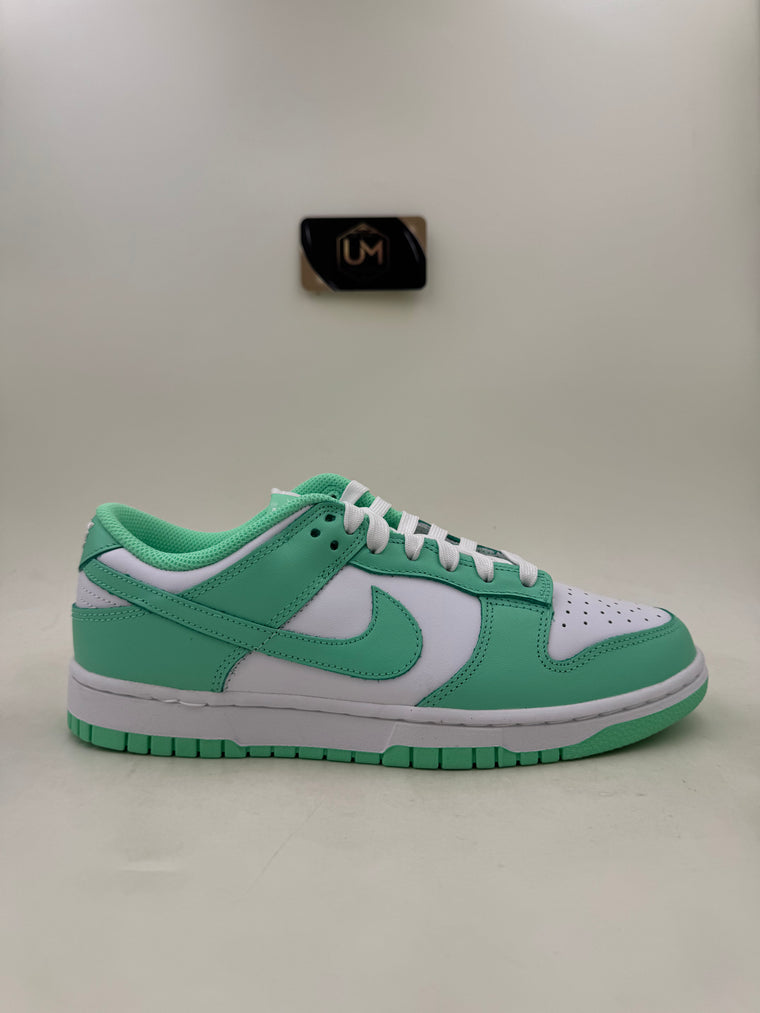 Nike Dunk Low ‘Green Glow’