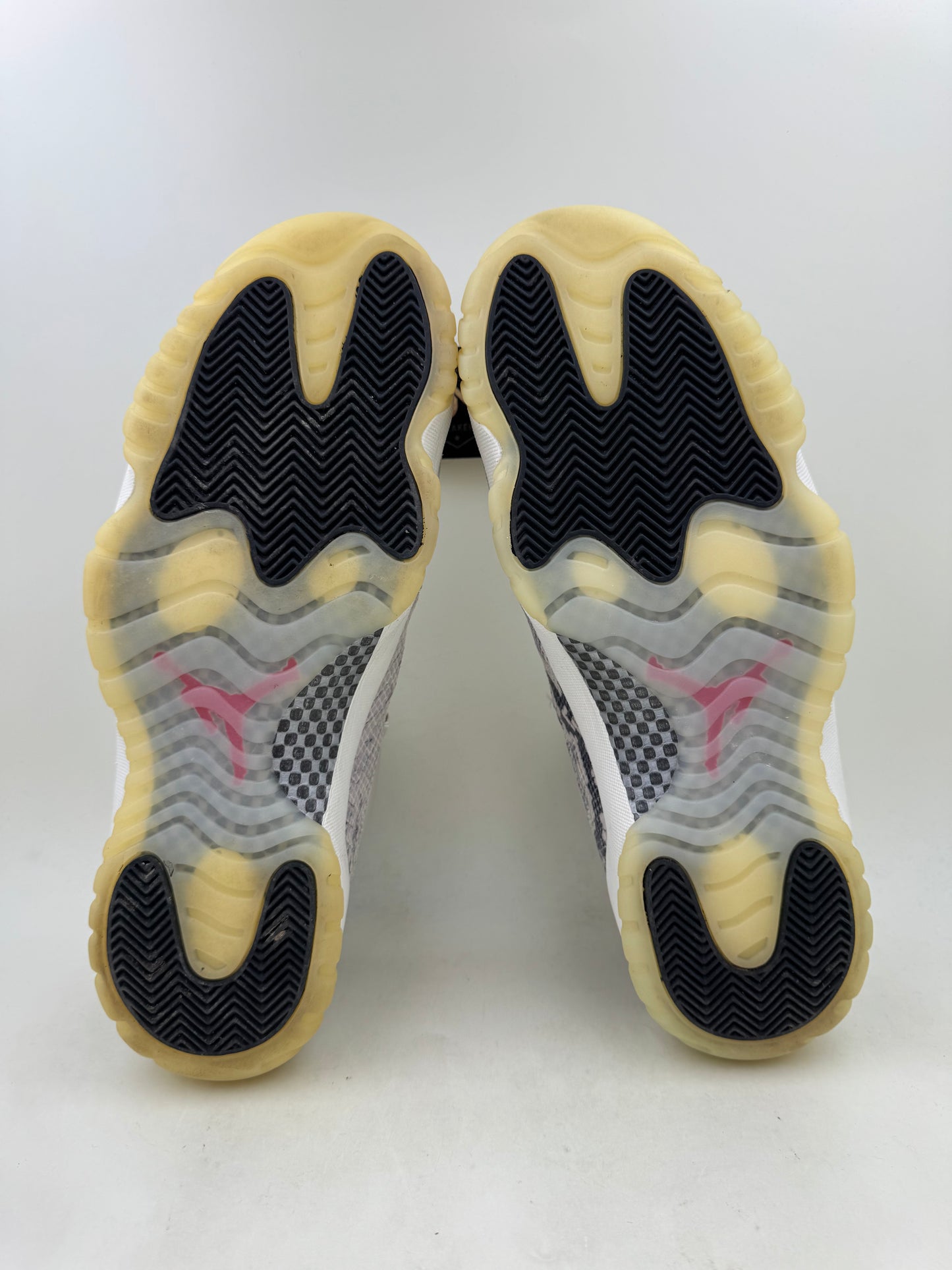 Jordan 11 Low ‘Light Bone Snakeskin’ | Size 14