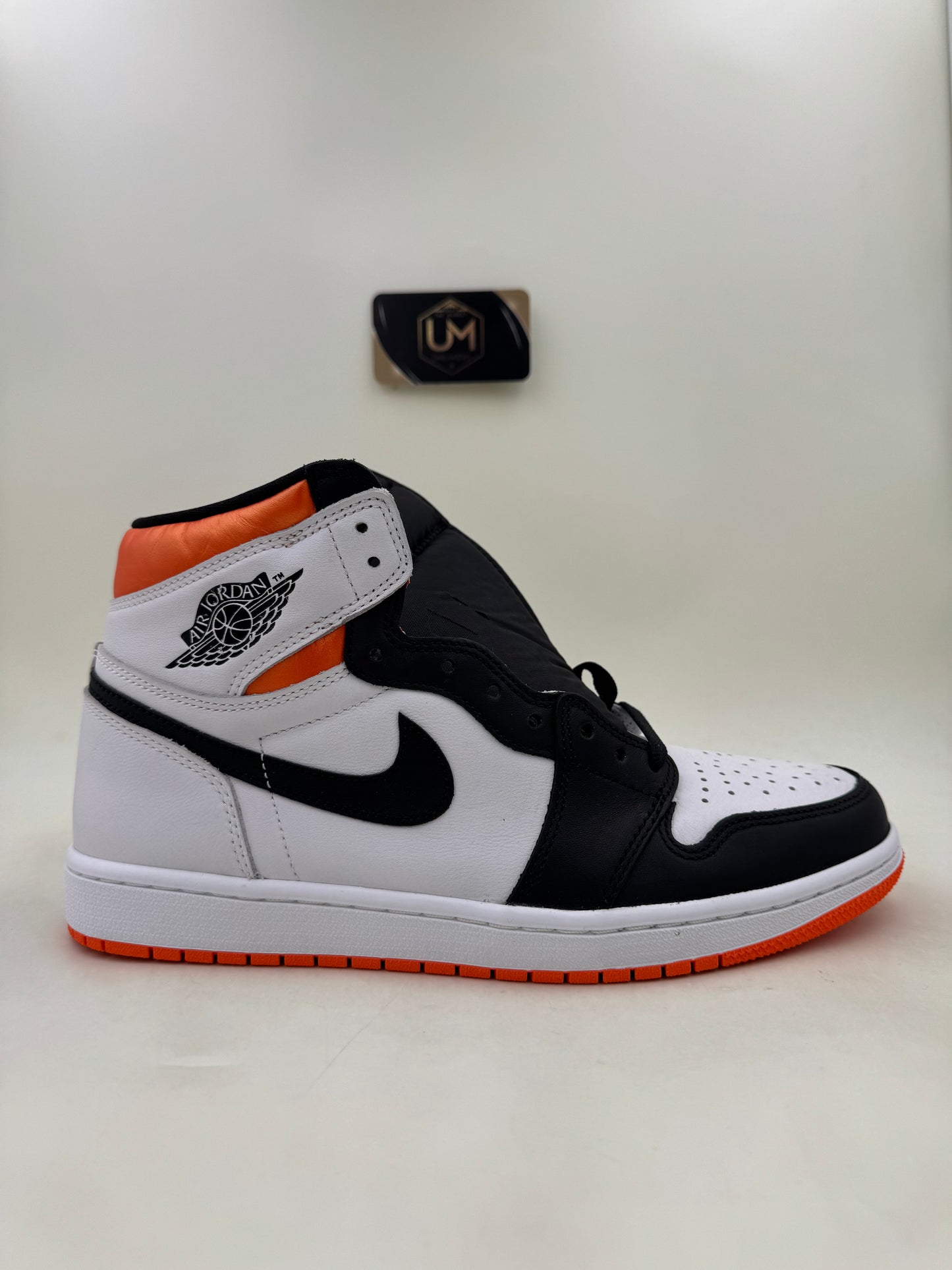 Jordan 1 High ‘Electro Orange’ | Size 10