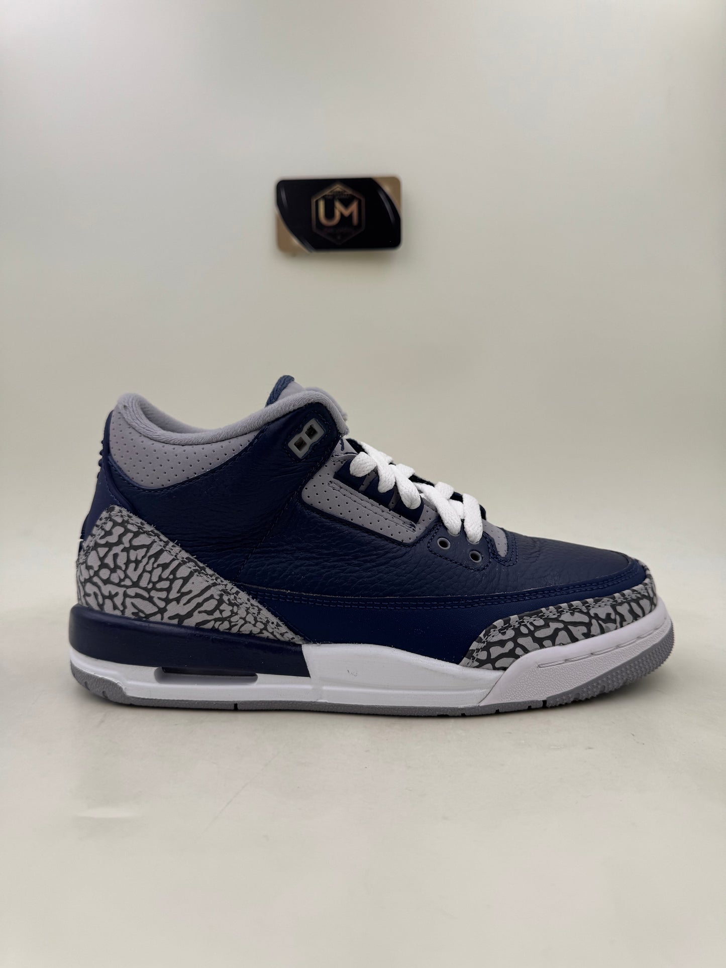 Jordan 3 ‘Georgetown’ | Size 6.5Y