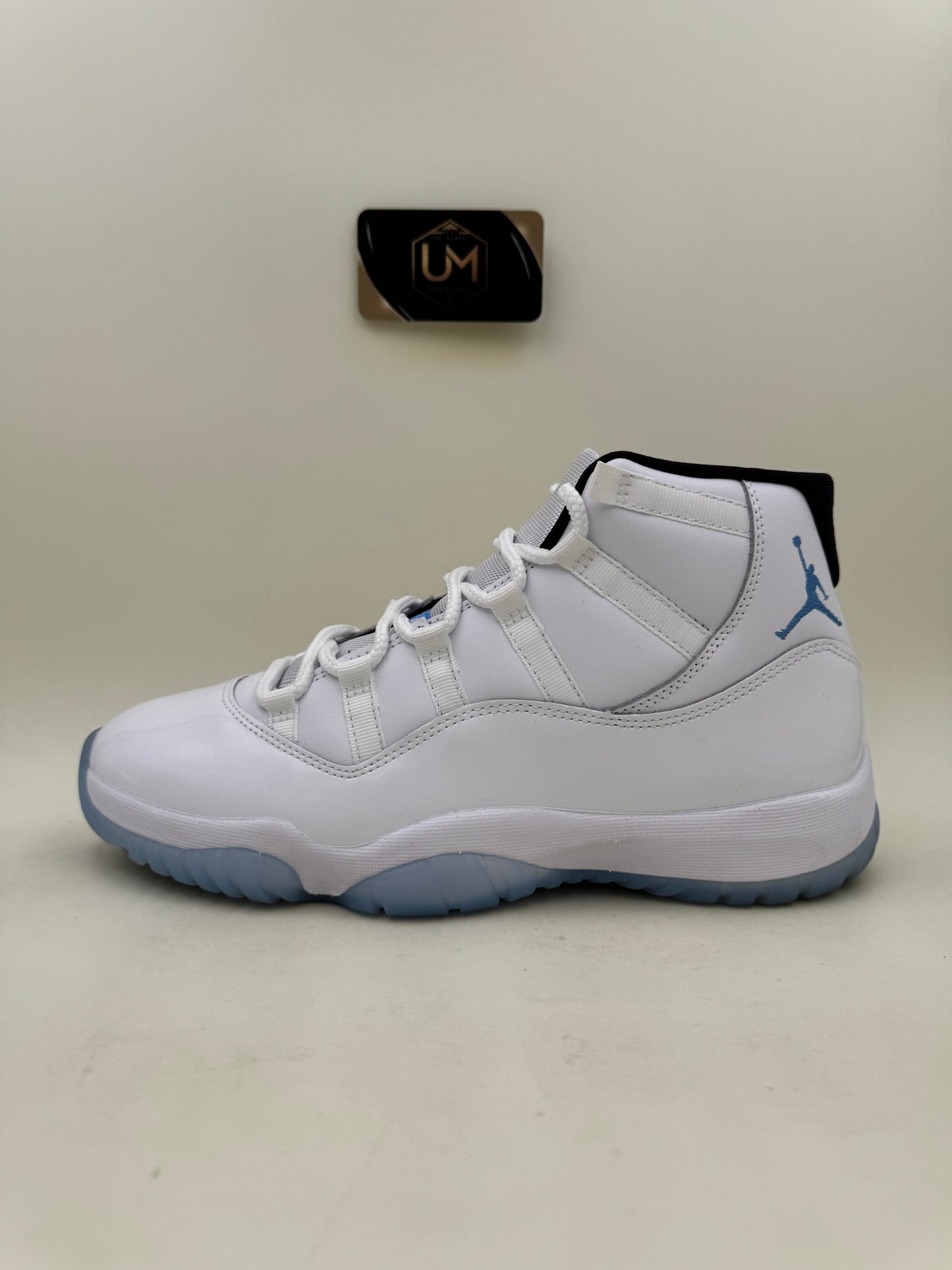Jordan 11 ‘Legend Blue / Columbia’ 2024 | Size 10.5