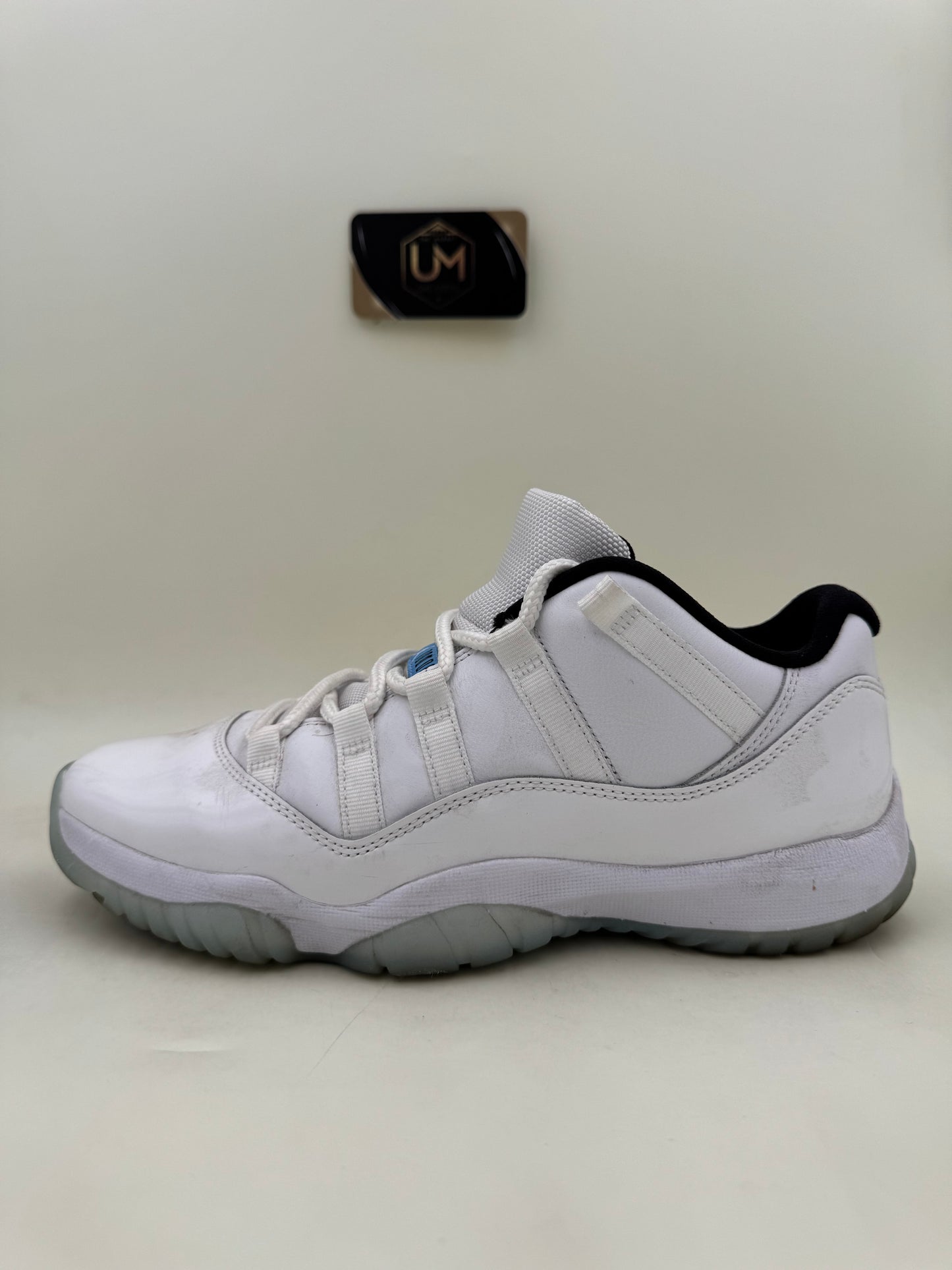 Jordan 11 Low ‘Legend Blue’ | Size 8