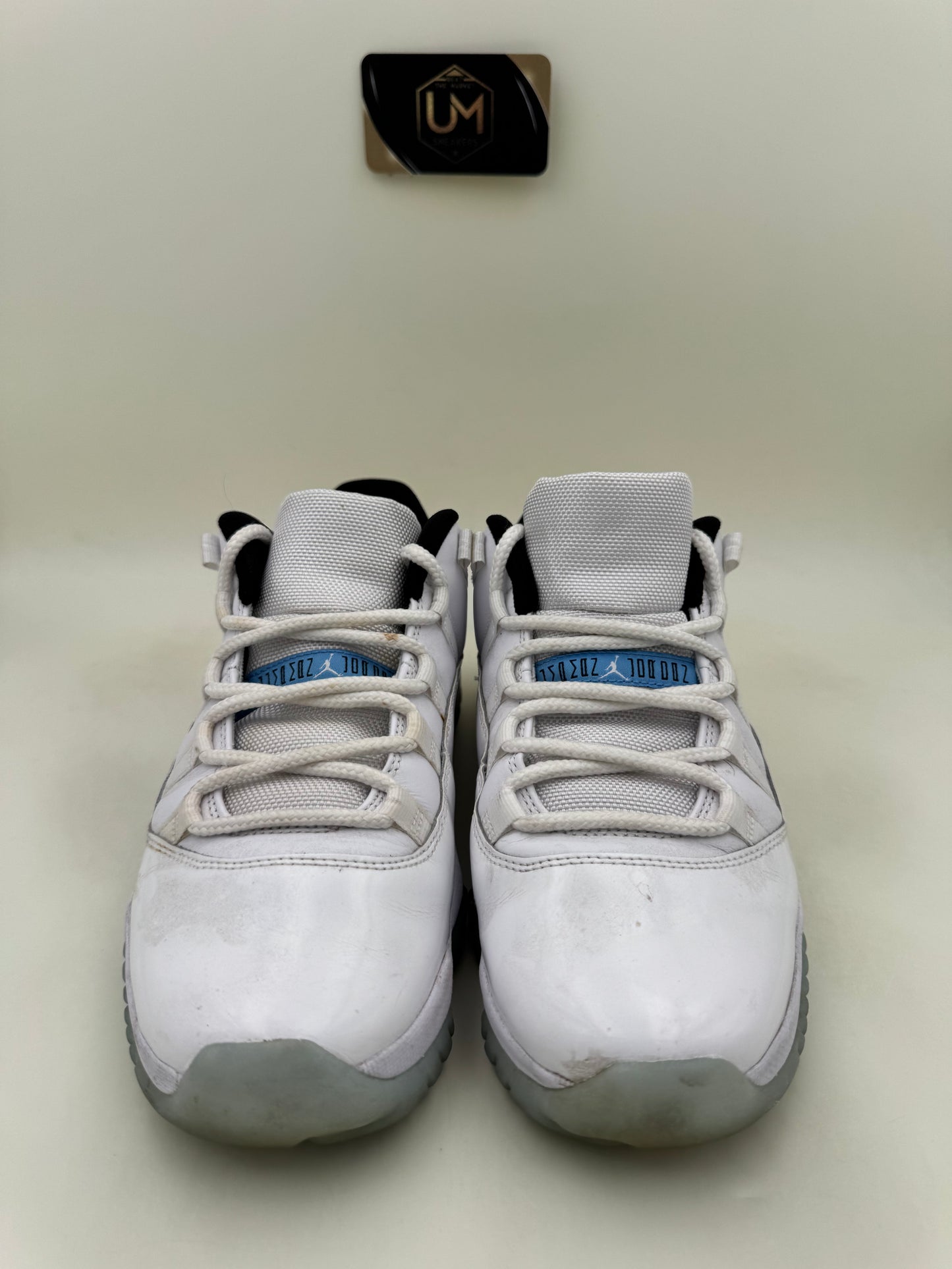 Jordan 11 Low ‘Legend Blue’ | Size 8
