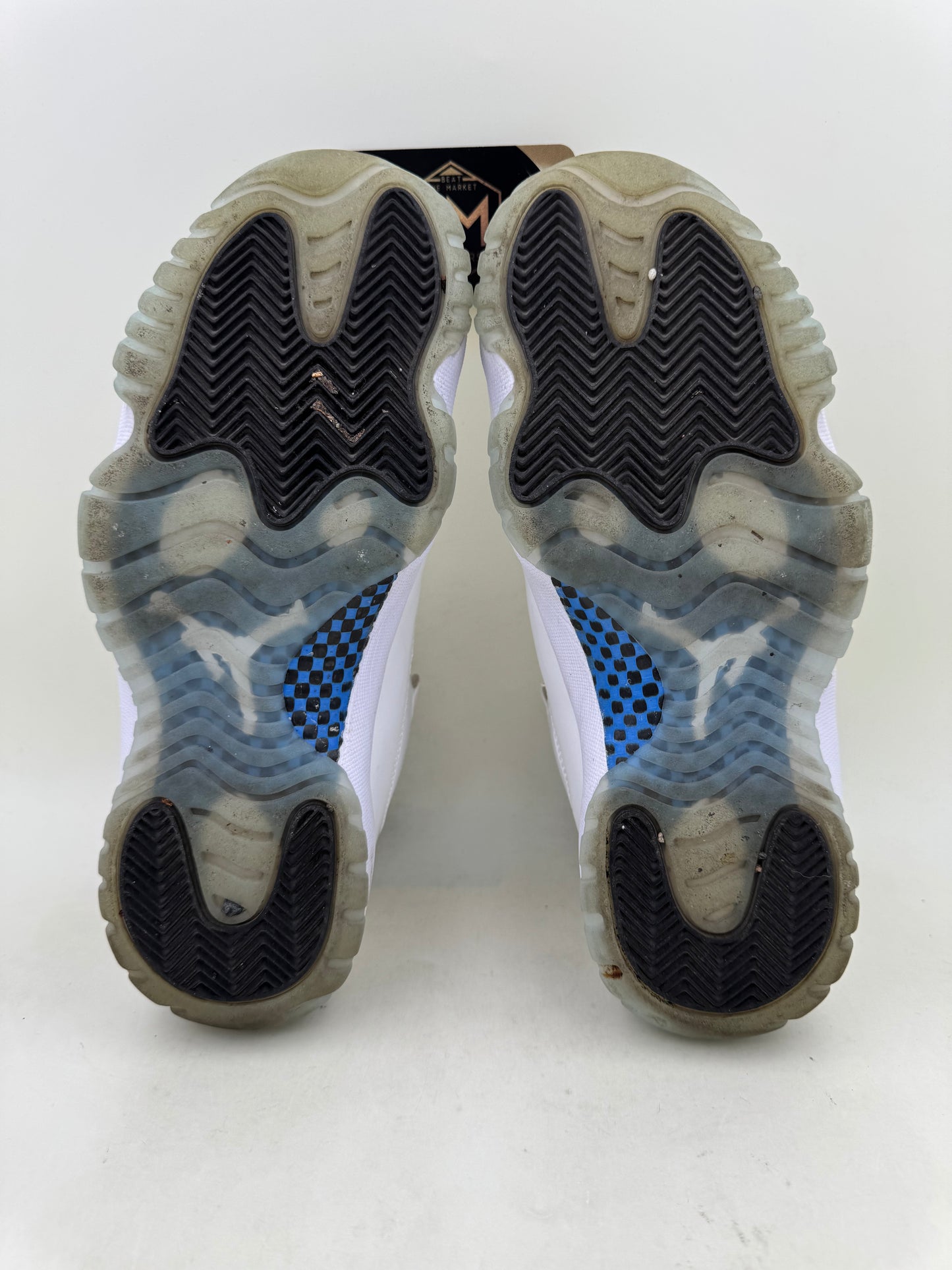 Jordan 11 Low ‘Legend Blue’ | Size 8