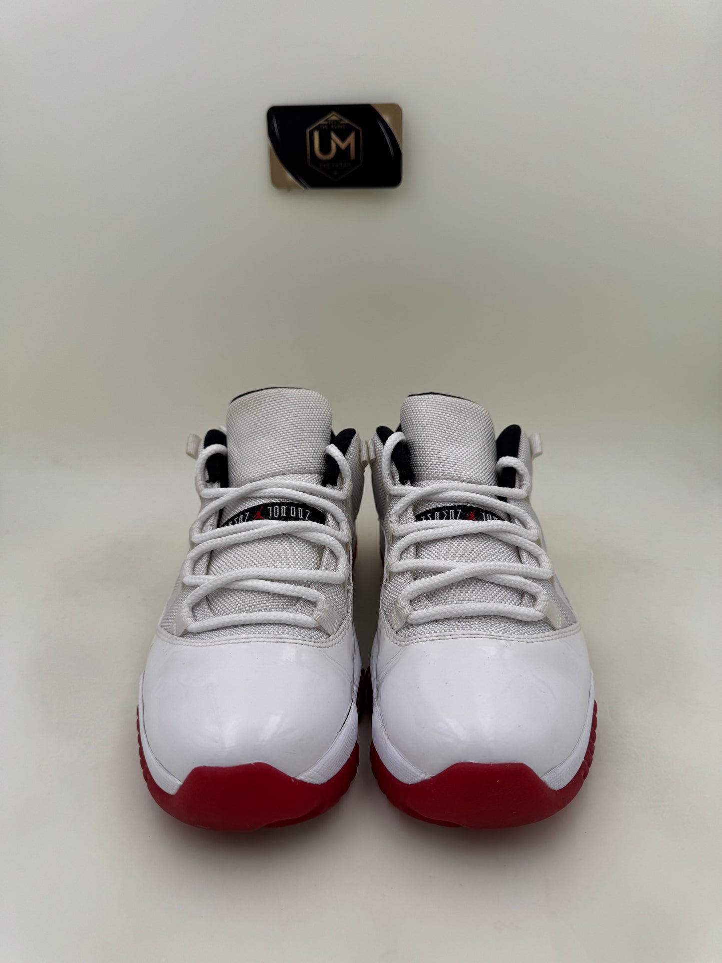Jordan 11 Low ‘Cherry Bottom’ | Size 8