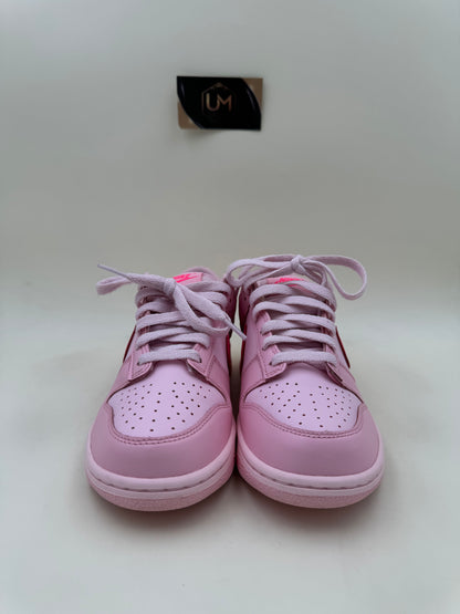 Nike Dunk Low ‘Triple Pink’ | Size 6Y