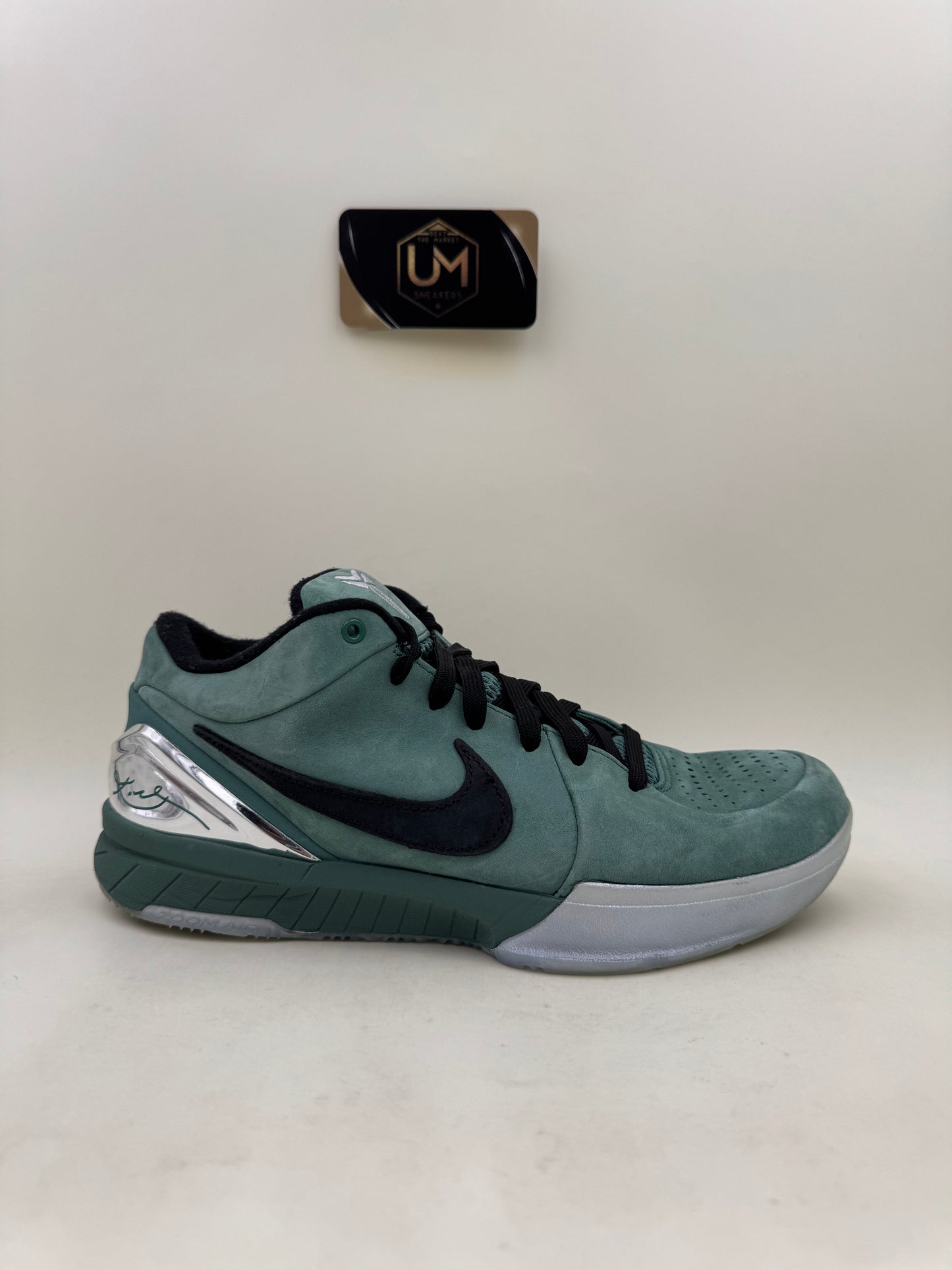 Nike Kobe 4 'Girl Dad' | Size 7
