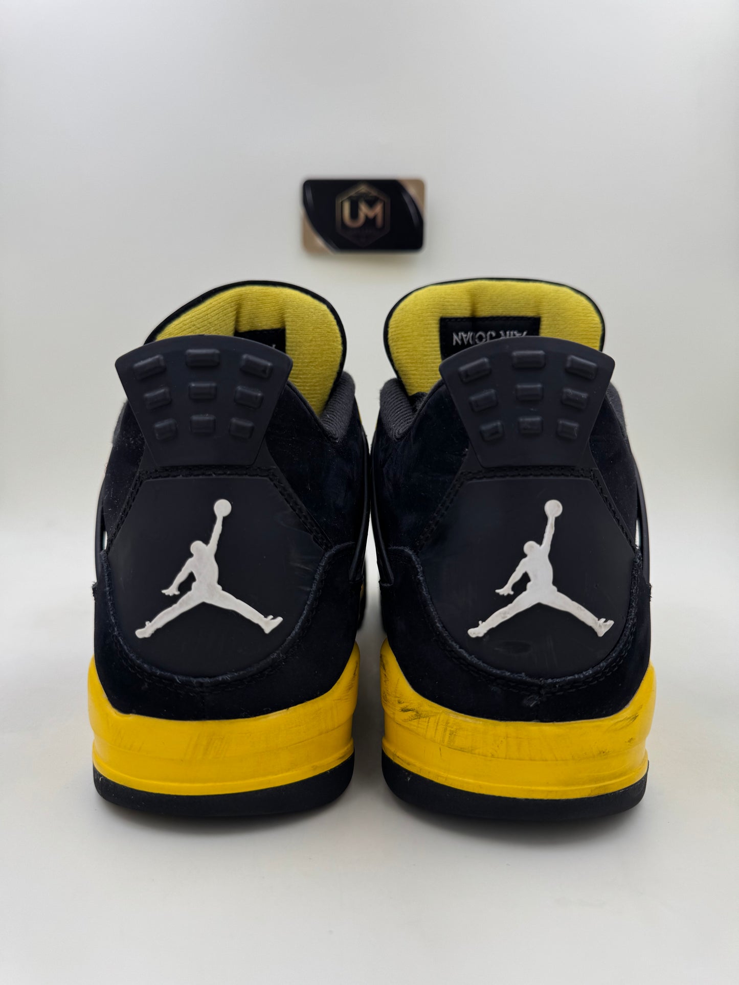 Jordan 4 ‘Thunder’ 2023 | Size 10.5