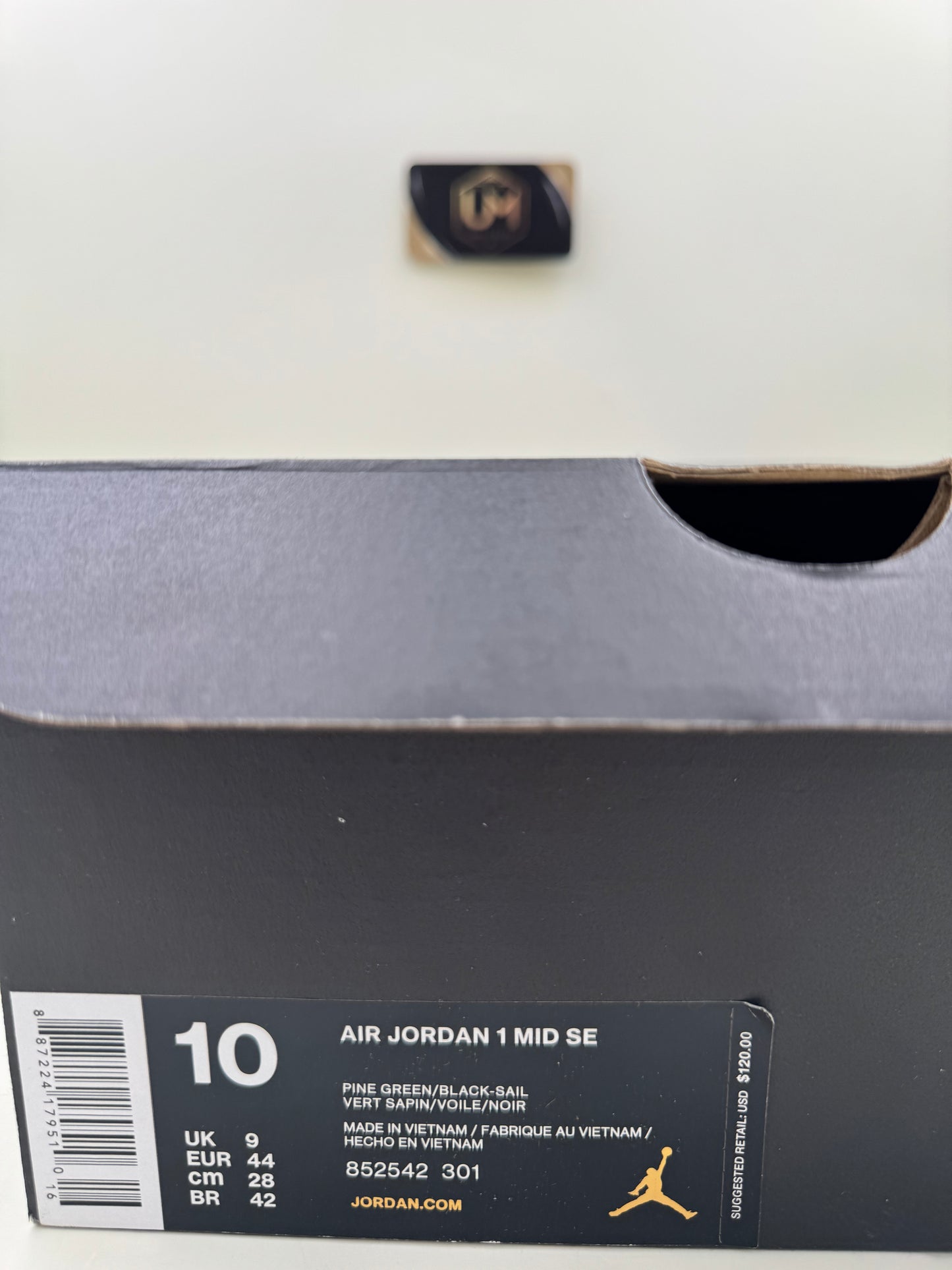 Jordan 1 Mid ‘Pine Green’ | Size 10