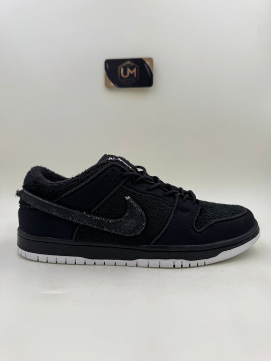 Gnarhunters x Nike Dunk Low SB ‘Black’ | Size 8.5