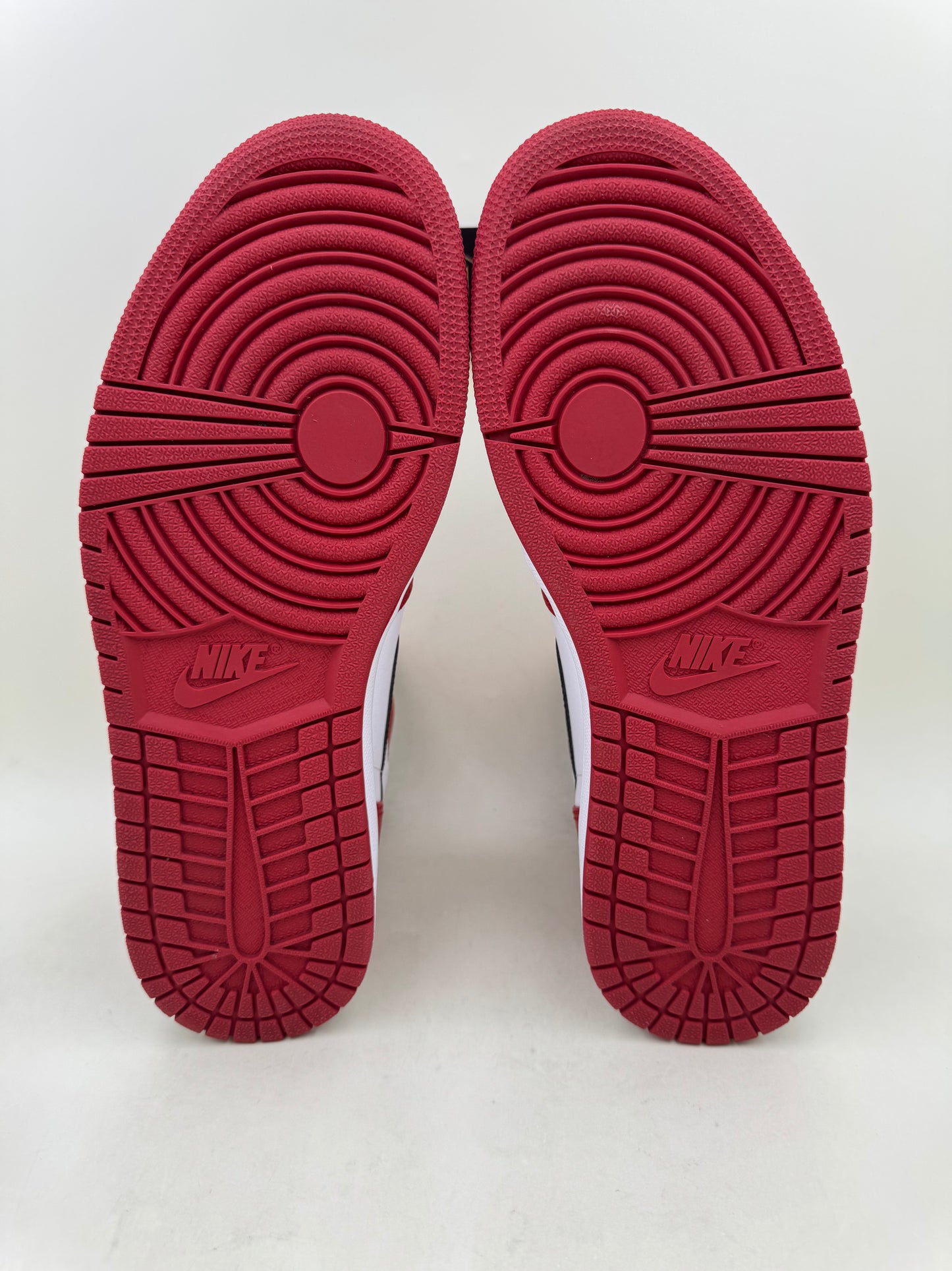 Jordan 1 High ‘Chicago’ 2015 | Size 11