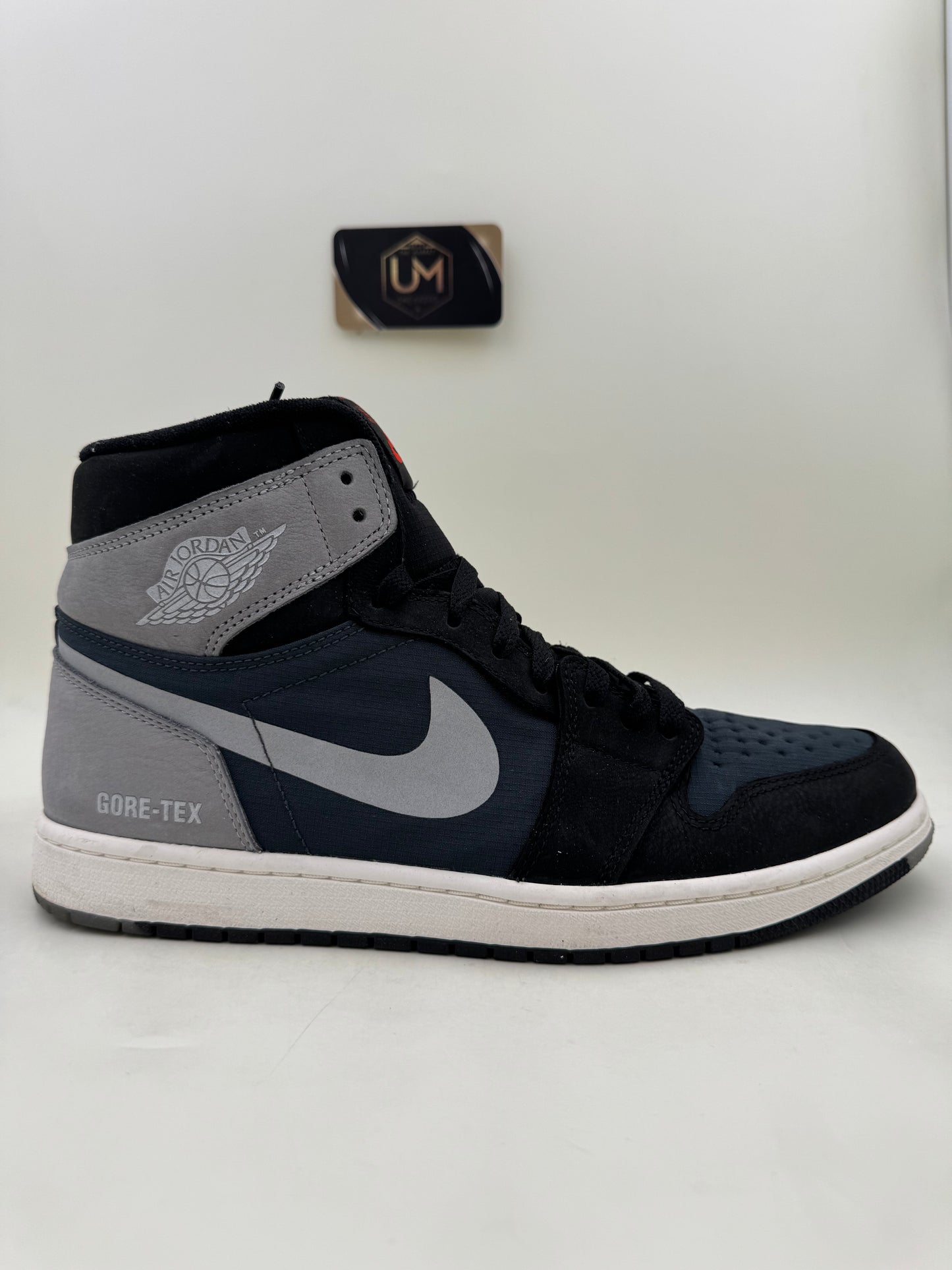 Jordan 1 High Element GORE-TEX ‘Black Particle Grey’ | Size 11