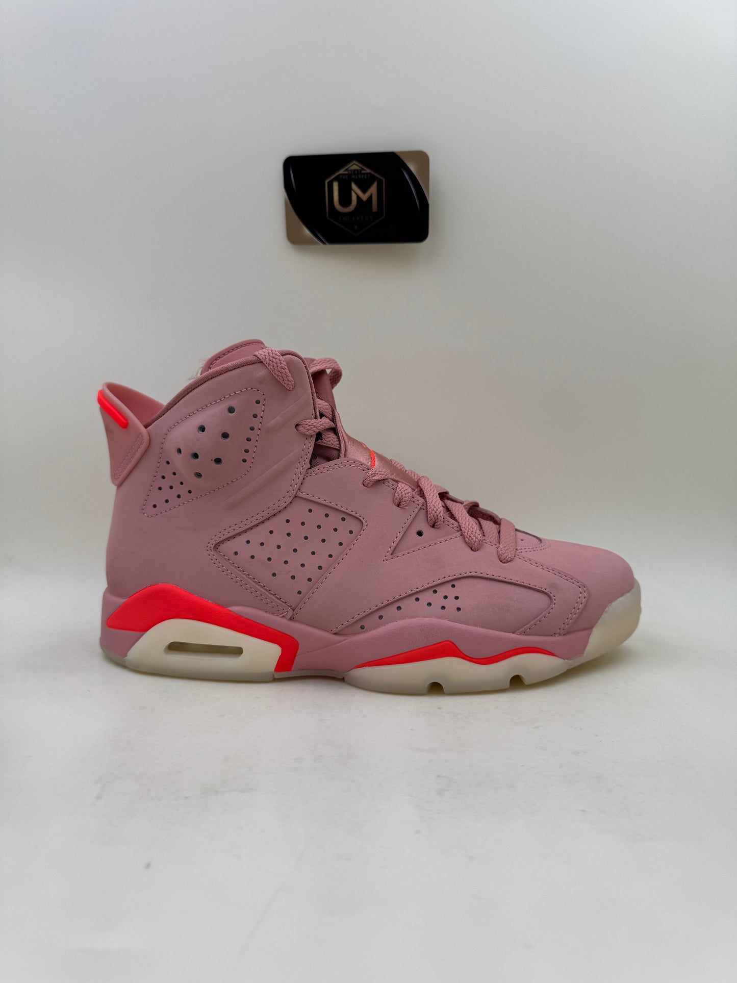 Aleali May x Jordan 6 'Millennial Pink' | Size 8