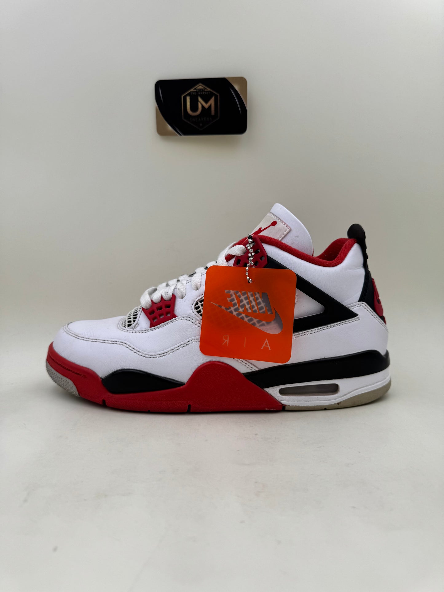 Jordan 4 ‘Fire Red’ 2020 | Size 9